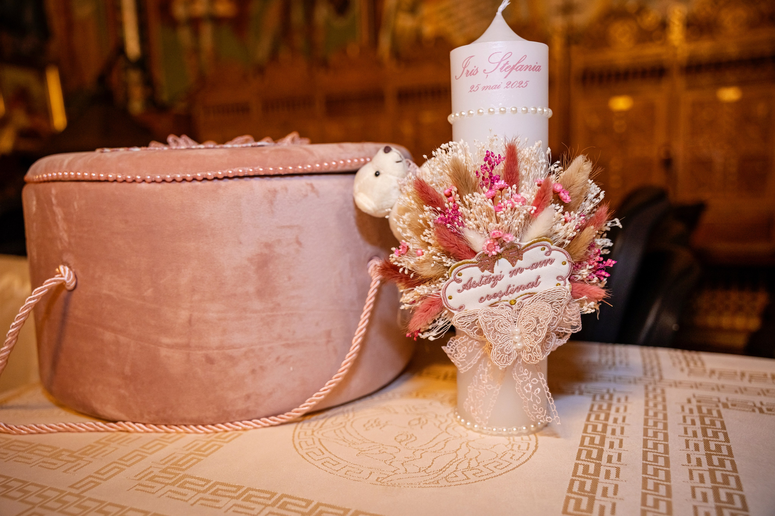 Iris Stefania. Moments By Gub