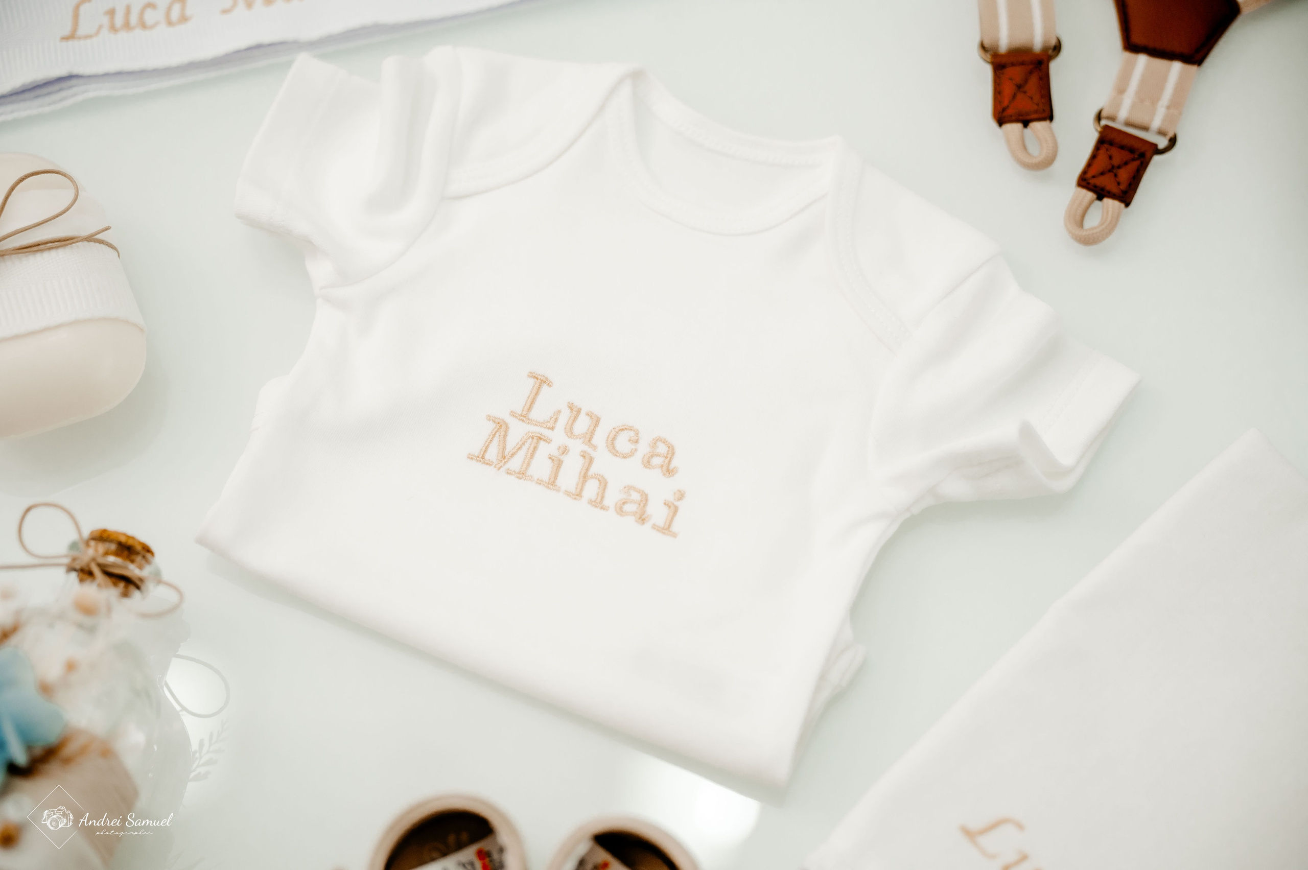 Luca Mihai. Andrei Samuel – Fotograf București | Evenimente, Studio, Imobiliare, Produs