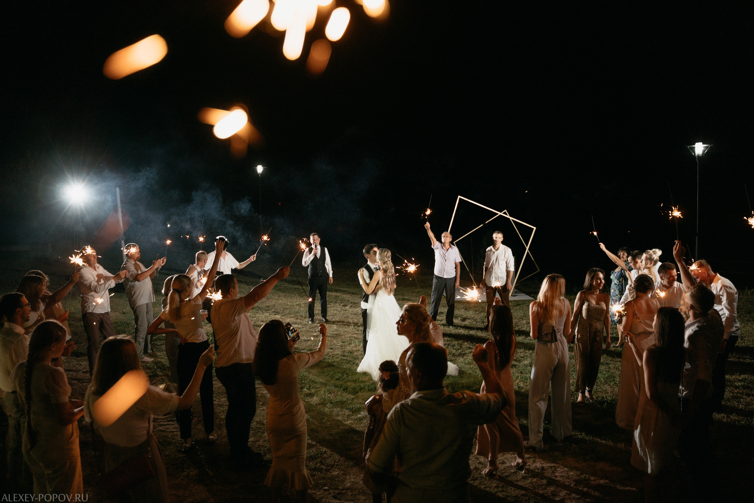 Свадьба в Крыму в Алимовой балке. Алексей Попов фотограф. Свадебный и семейный фотограф Алексей Попов. Штутгарт, Германия