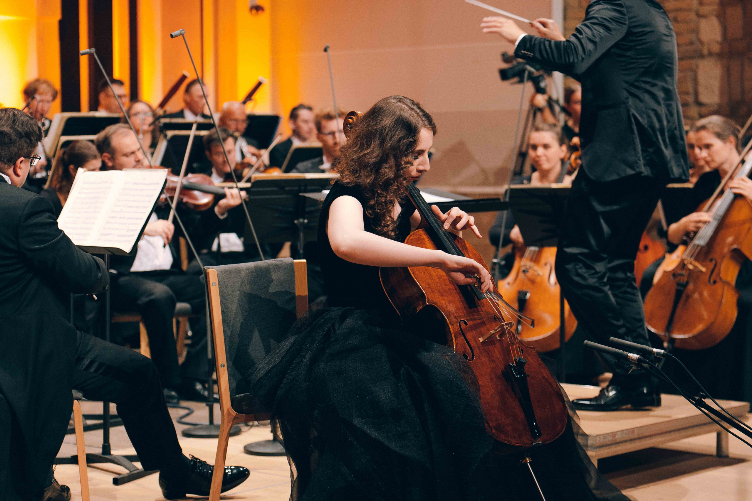 BUDAPEST MUSIC CENTER. Wedding&Event photographer Ismail Rzayev in Baku