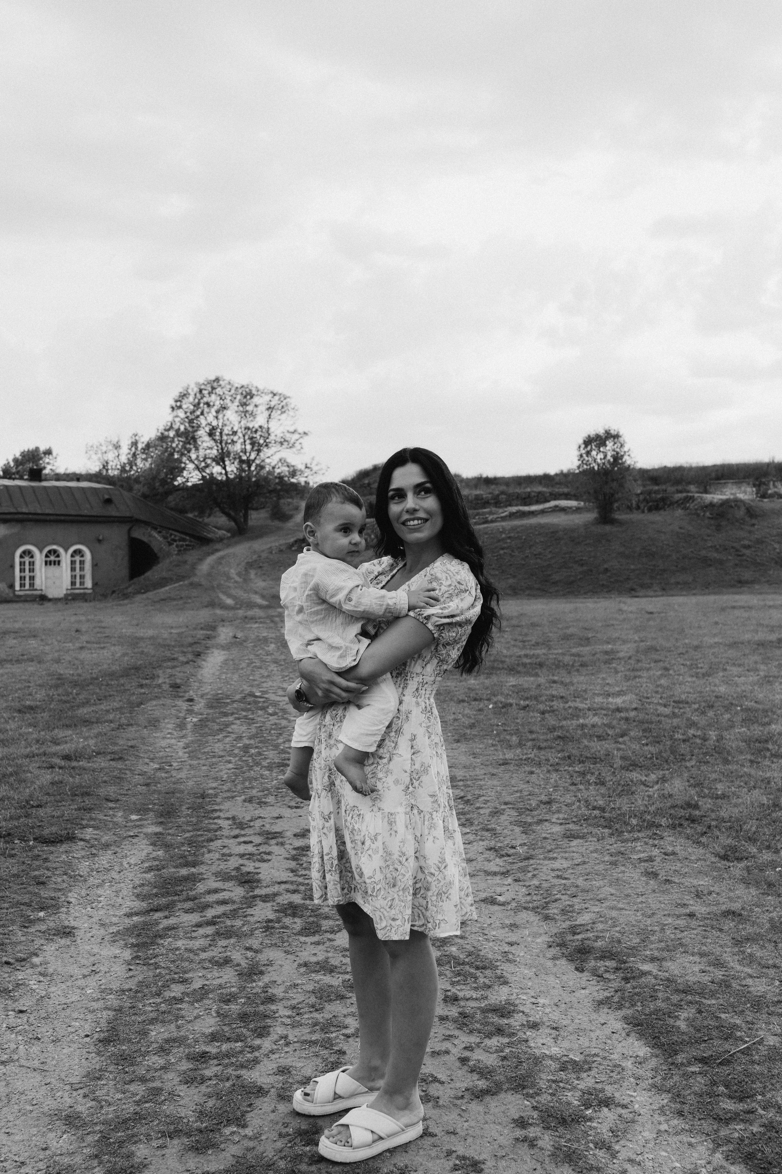 Summer. Wedding and potrait photographer in Helsinki Vickan O