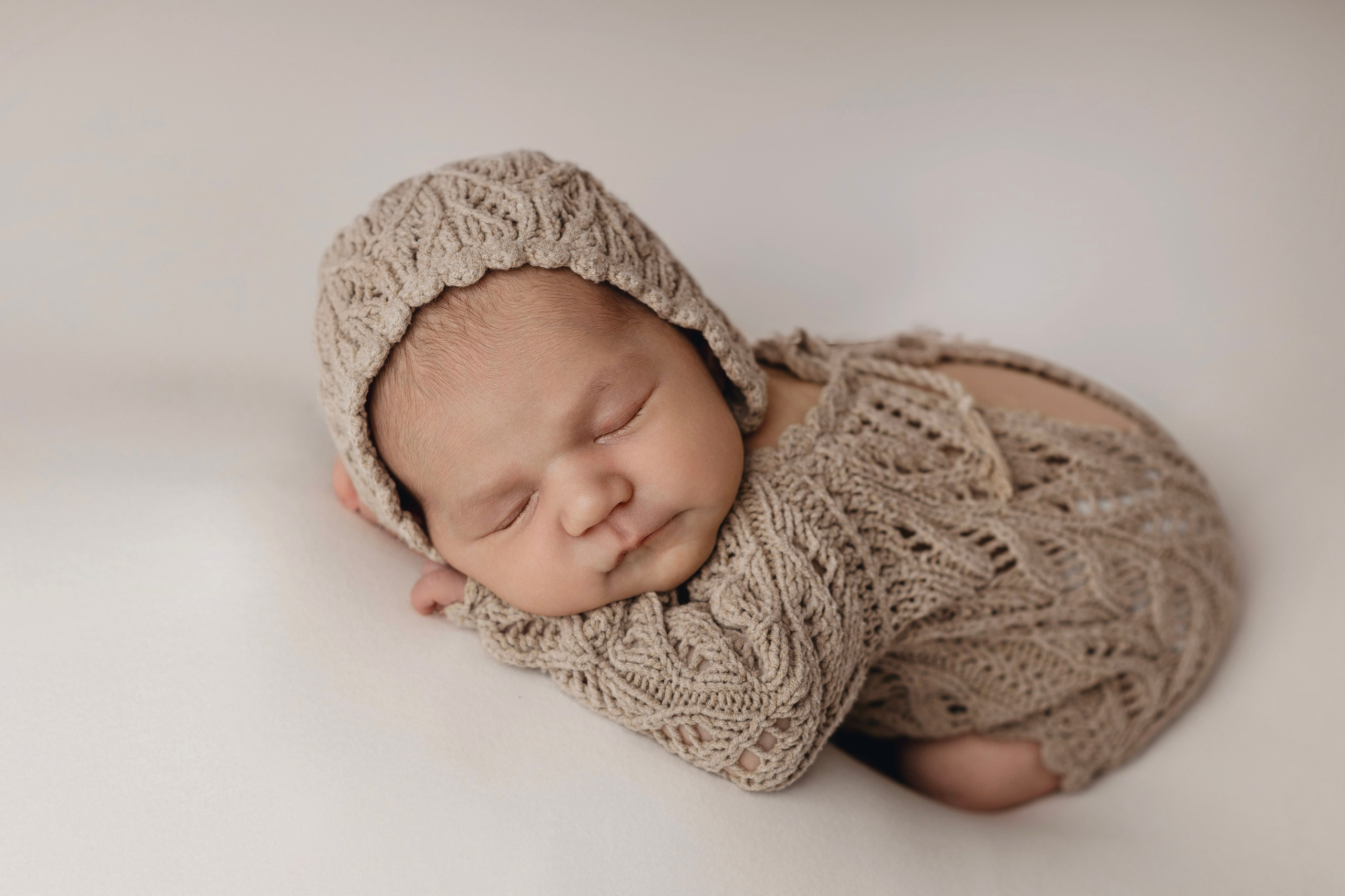 Newborn Classic. Family photographer in Bay Area, California