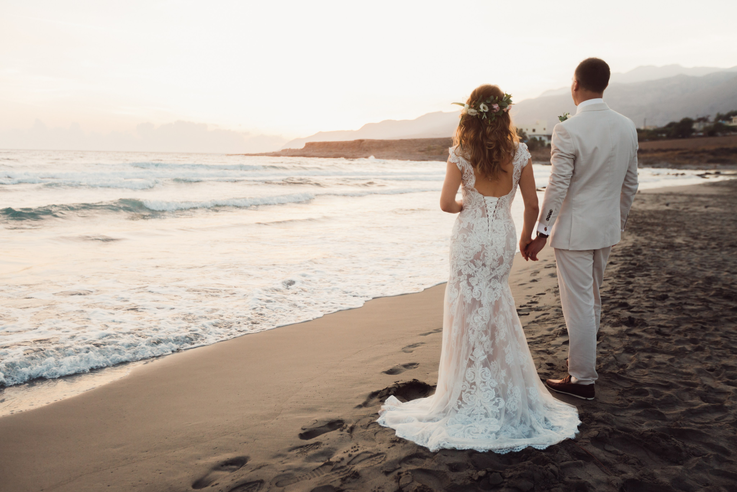 Aaron & Beata, Crete. Denny Savon — Photographer in Santorini | Weddings, Love Stories & Flying Dress