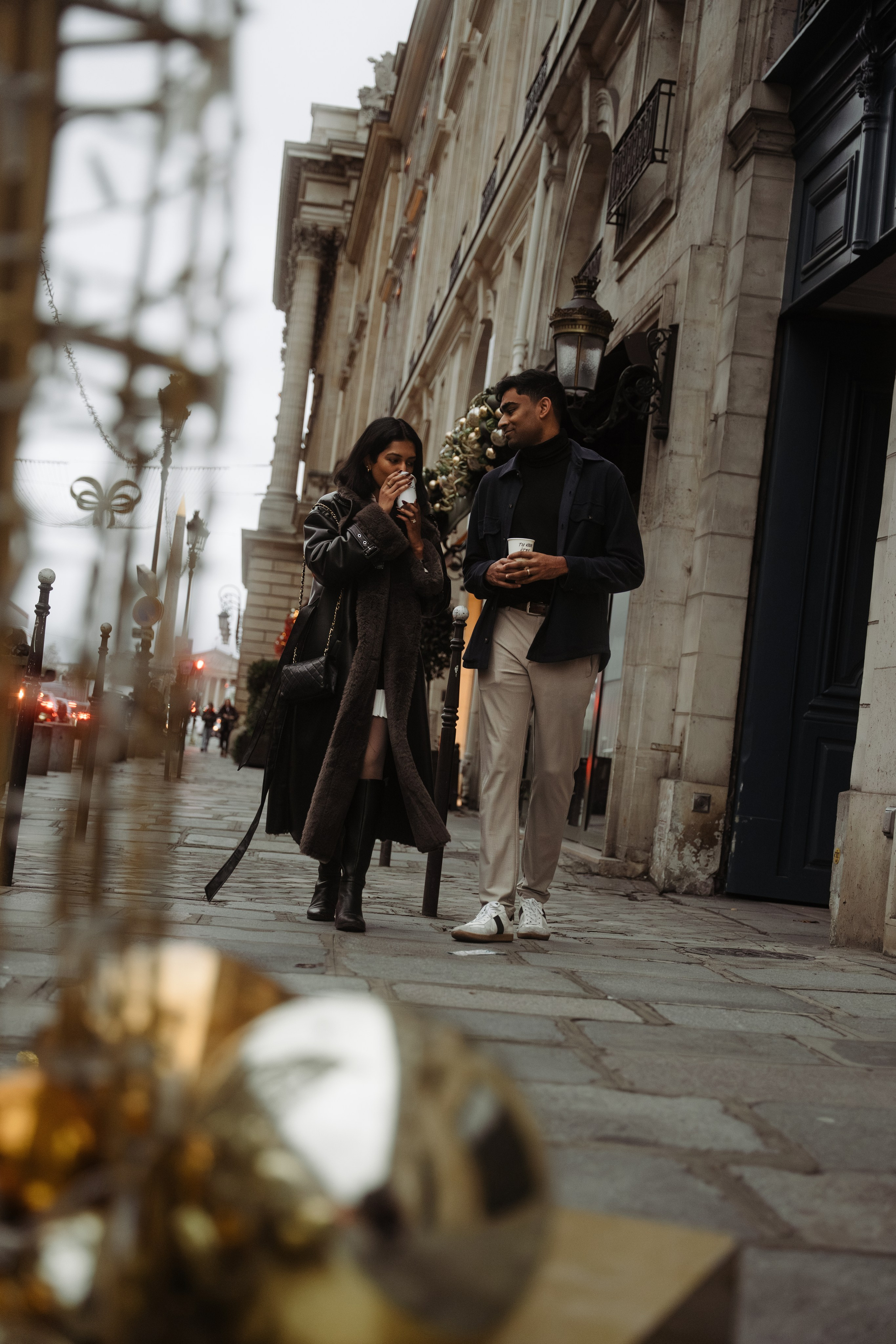 Abi & Sai — Christmas in Paris. Фотограф в Париже Полина Осипова
