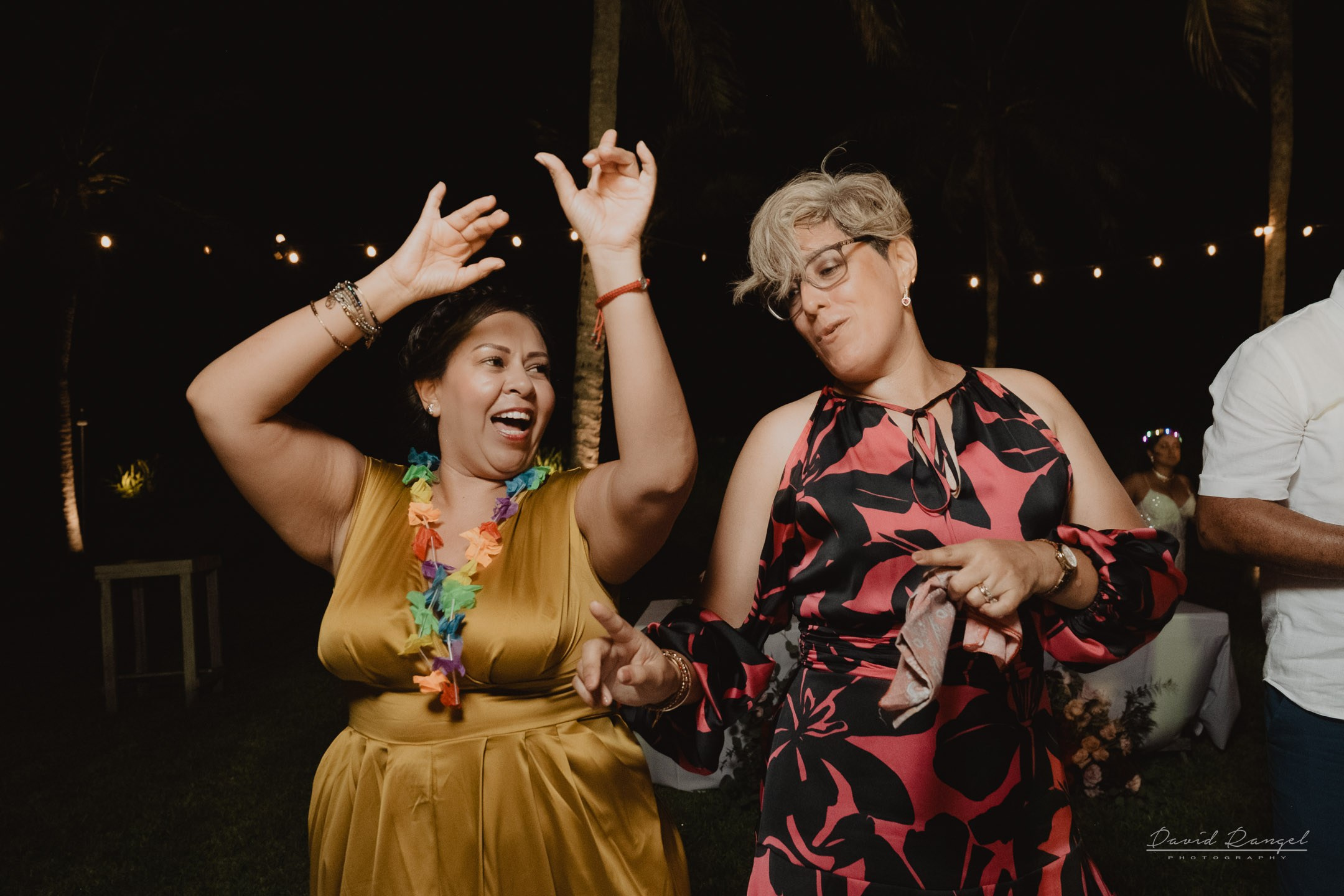 Destination Wedding in the Riviera Maya. Destination wedding photographer based in Cancun and Riviera Maya with service worldwide