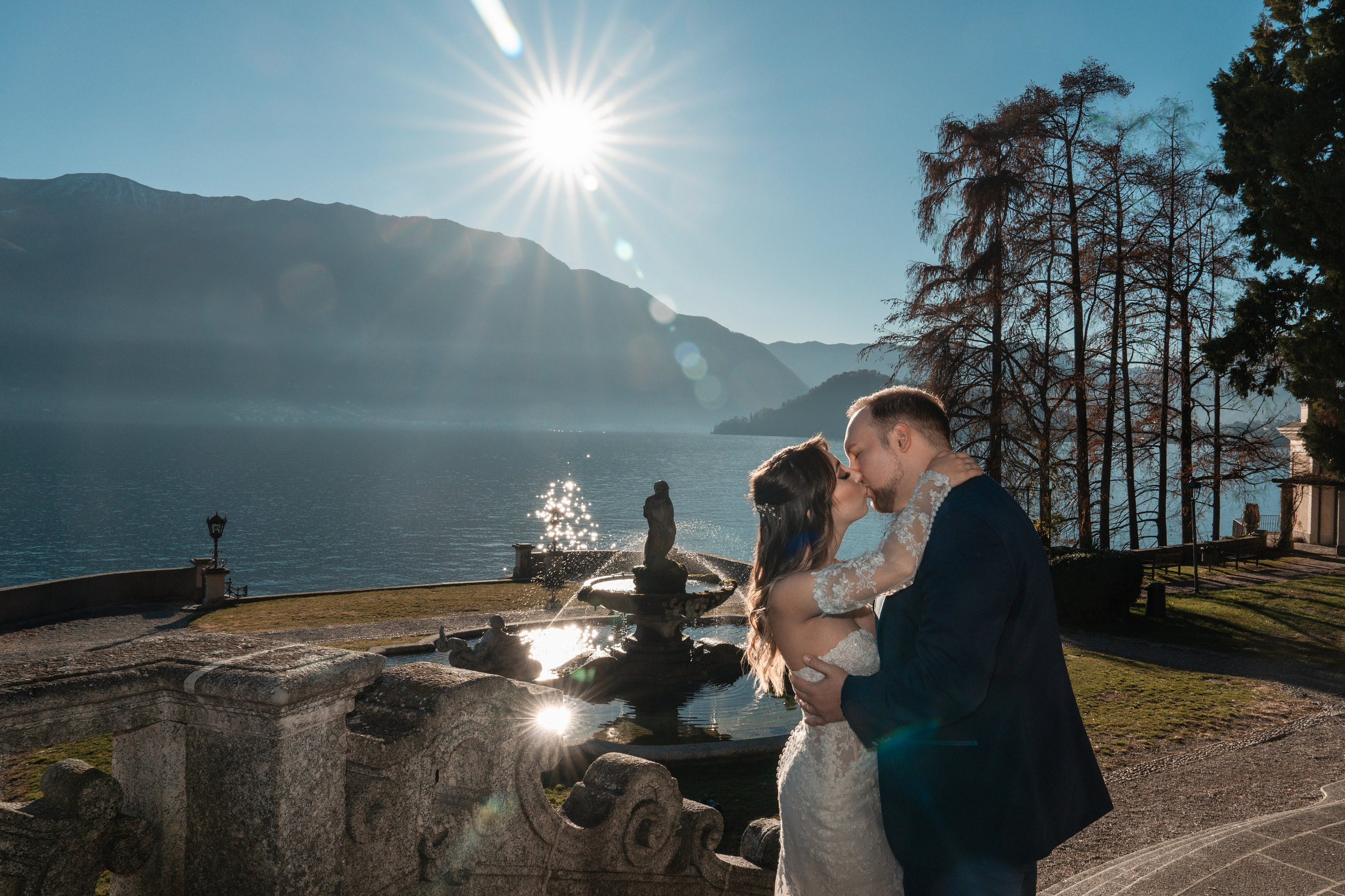 Olivelli Park Elopement on Lake Como. Fotografo matrimonio Lago di Como Ferrari Media Production