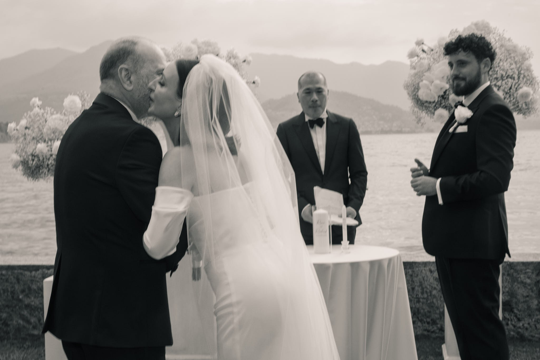 Roxie & Richard Wedding. Fotografo matrimonio Lago di Como Ferrari Media Production