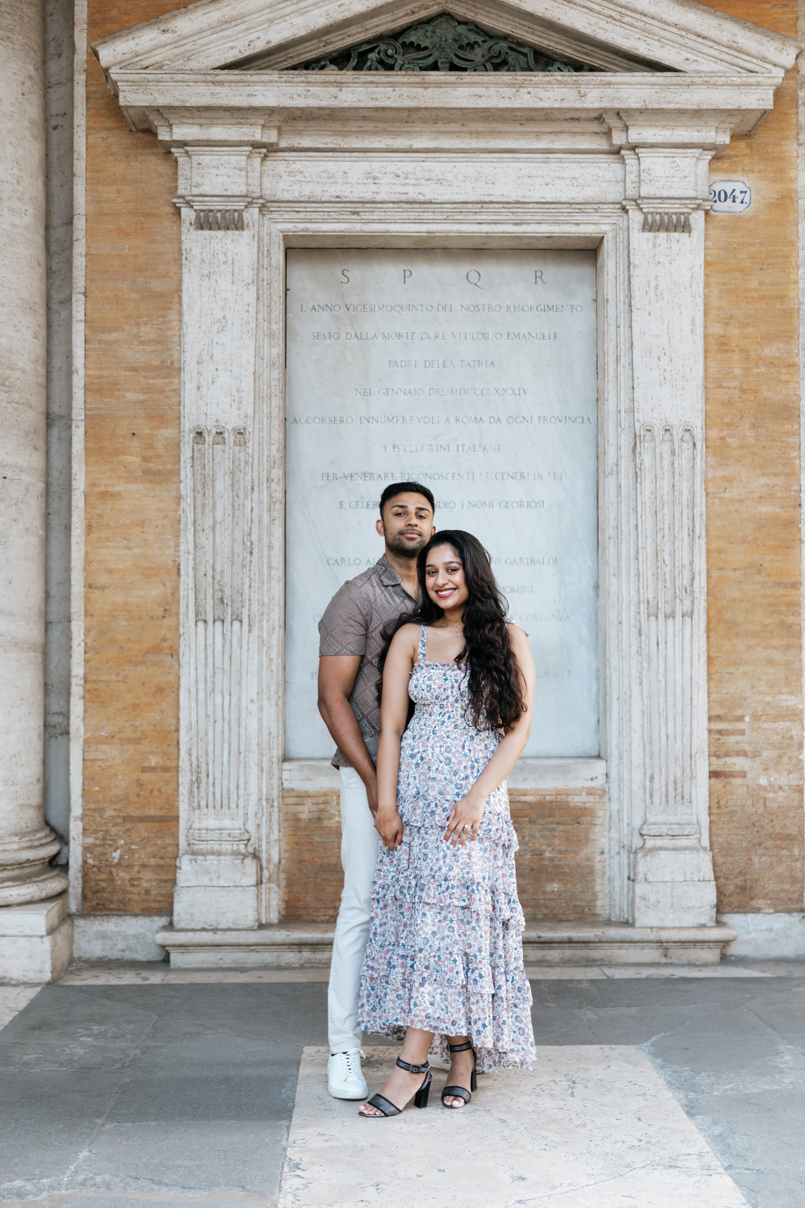 Couple photoshoot in Rome. Photographer in Rome
