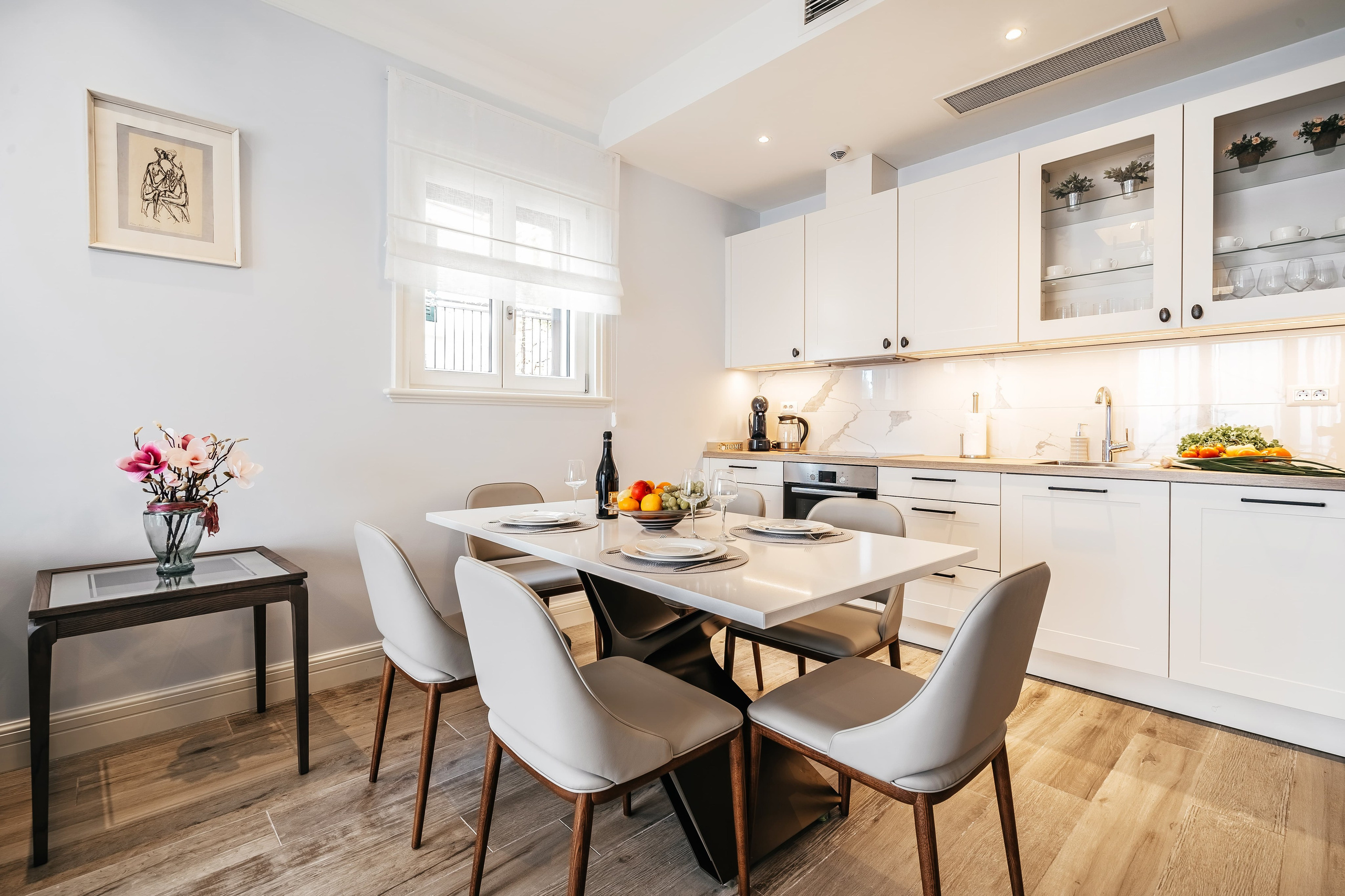 Real Estate Photography. Montenegro. EVAN ARISTOV WEDDING PHOTOGRAPHY — Seattle Wedding Photographer