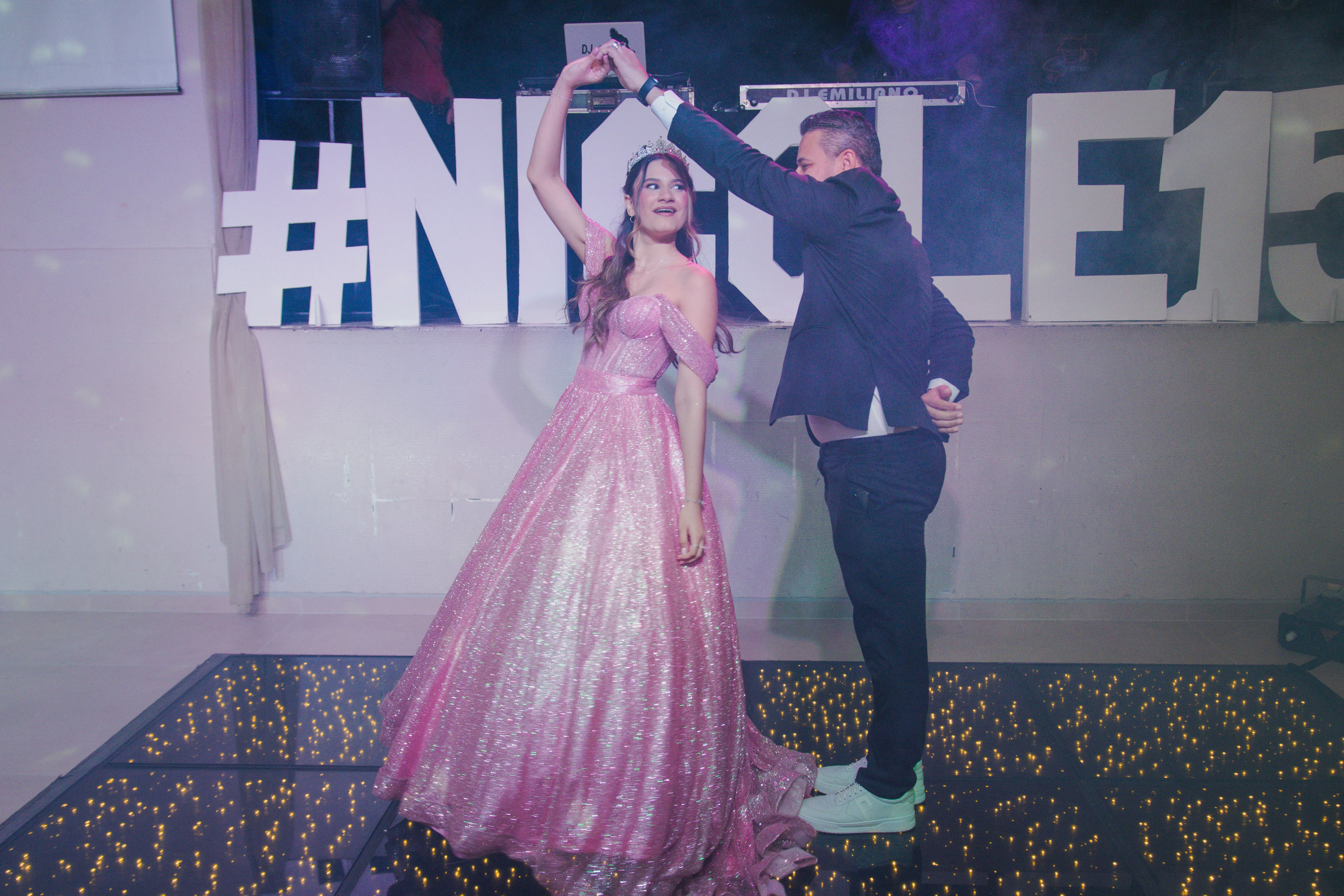15 ANOS DE NICOLE. Fotógrafos de casamento. empresas, família em Catanduva SP e região, Casal Gonçales