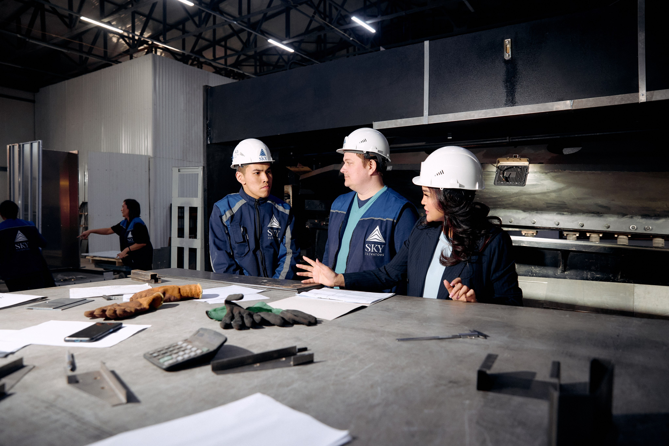 Рахат. Директор завода. Валерия Вартанова. Фотограф