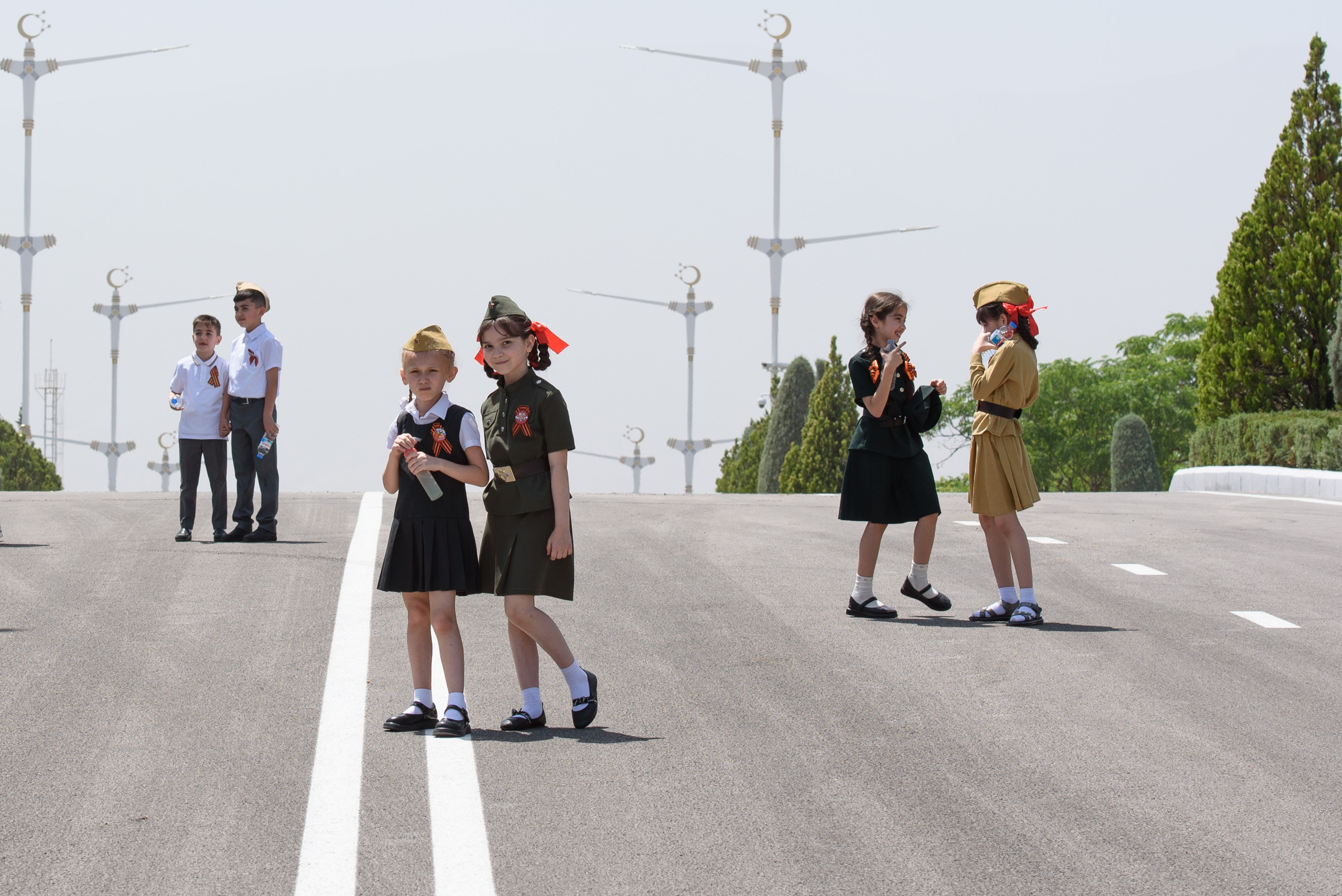 Вечный огонь 2"А» класс. Ваш фотограф в Ашхабаде Гамлет Осипов