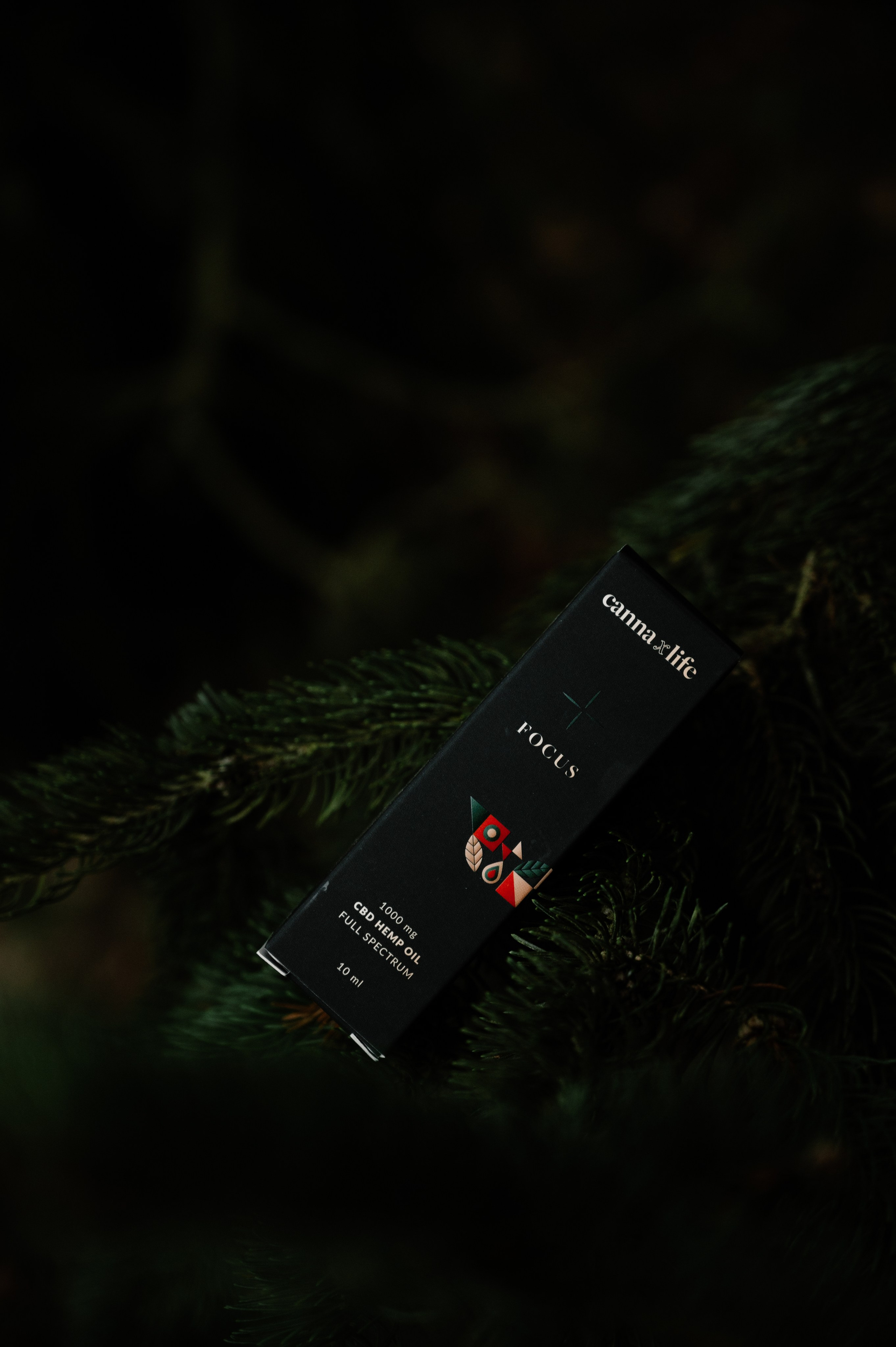 CannaXlife CBD products. ANNA-MARIA PHOTO CONTENT CREATOR — фотограф, эстет, художник и визуальный эксперт в Instagram, работающий в Праге