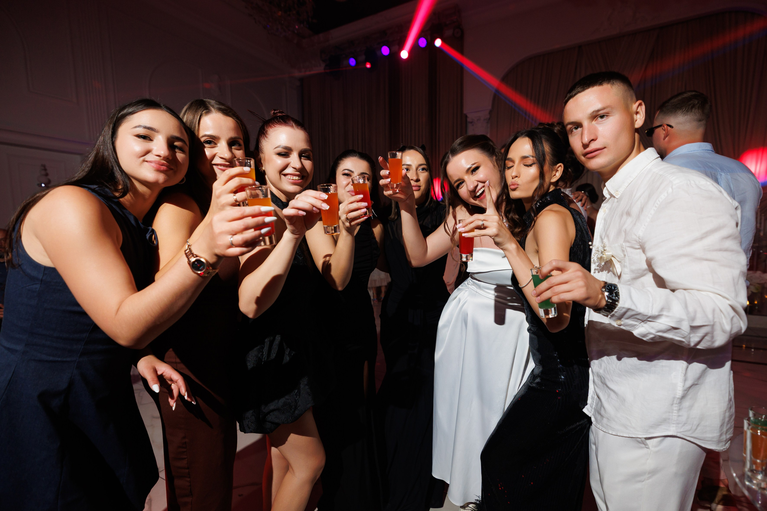 Fotograf nunta chisinau. Dinu Malancea. Dinumalancea.com — fotograf de nunta si familie. Moldova, Romania, UE