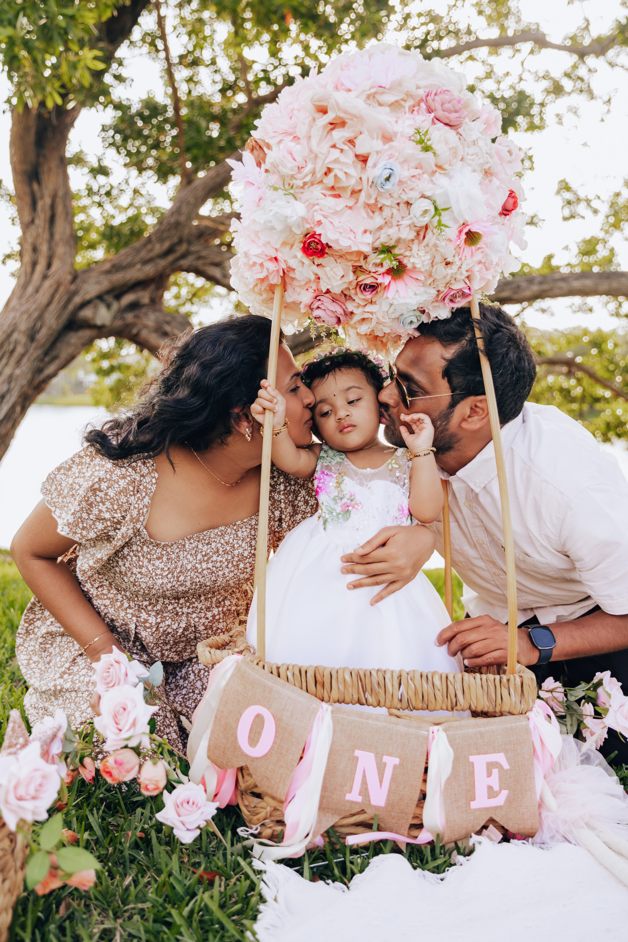 Birthday + props. Photographer in Miami, Family photographer, Event, Wedding