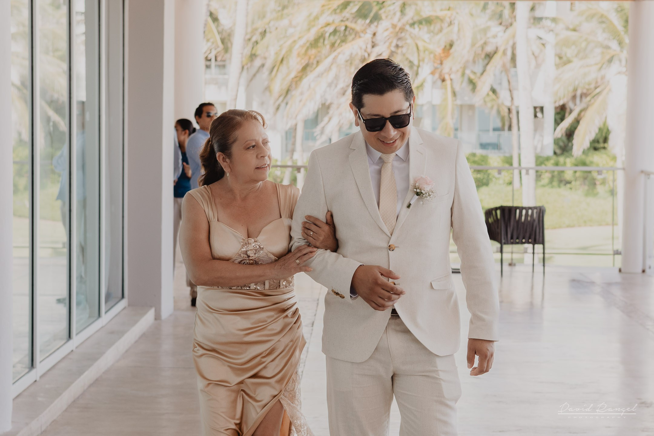 Destination Wedding in the Riviera Maya. Destination wedding photographer based in Cancun and Riviera Maya with service worldwide