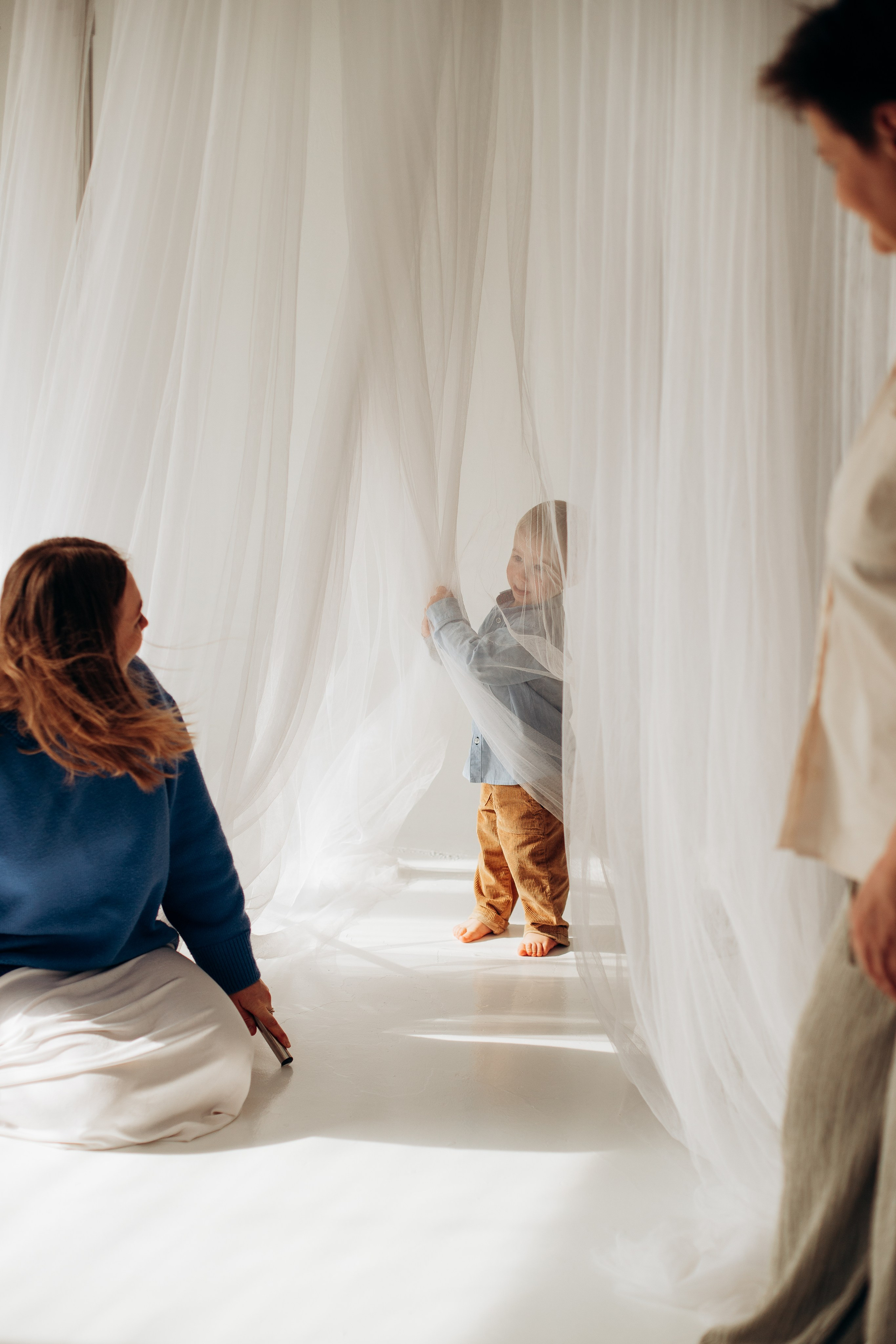 Аня, Ира и Миша. Главная