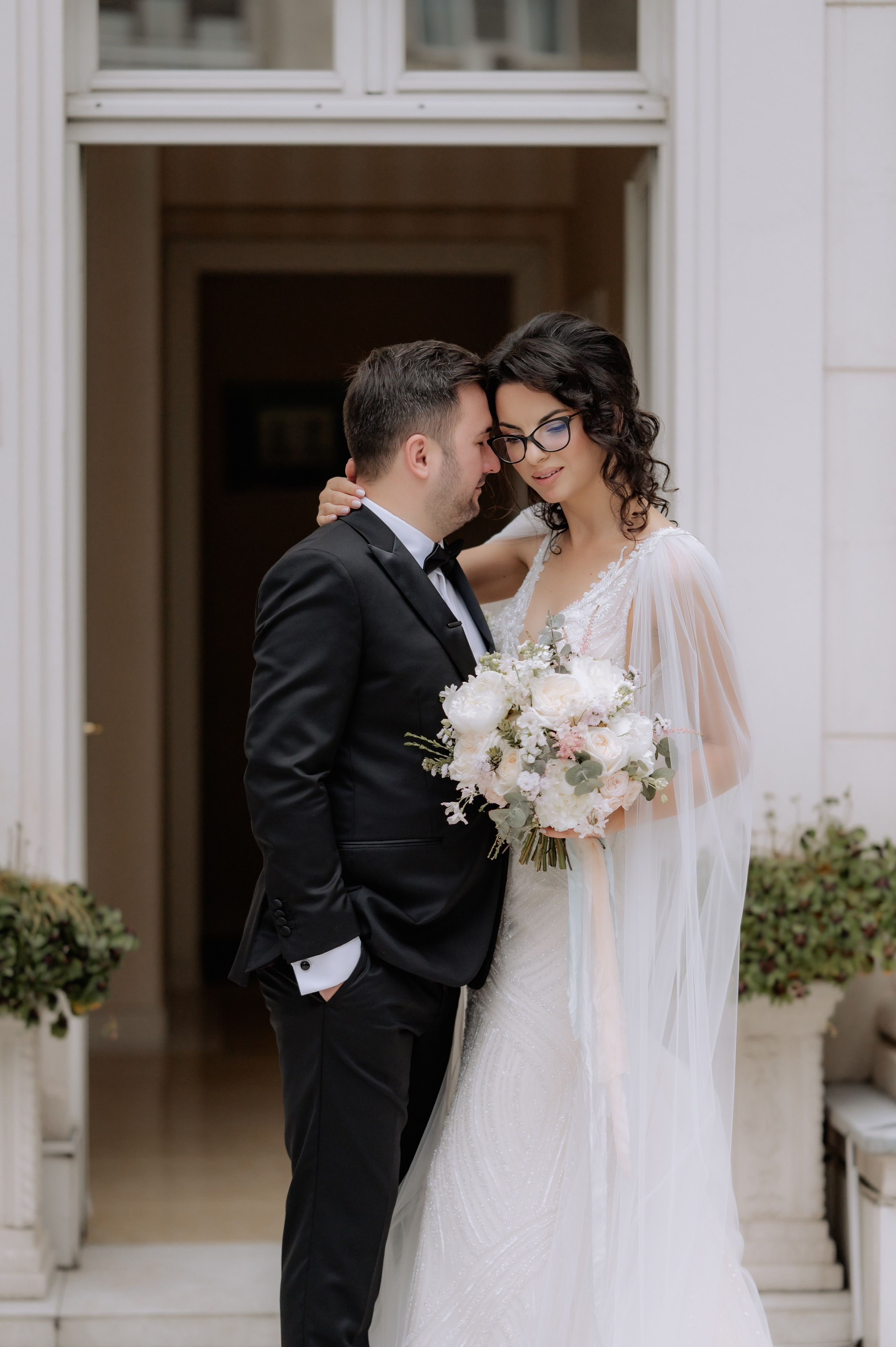 Fotograf Nunta Bucuresti la Baroque Events and Garden. Proud Vision Weddings | Wedding Photography & Film — Servicii profesionale Foto Video Nunta Iasi