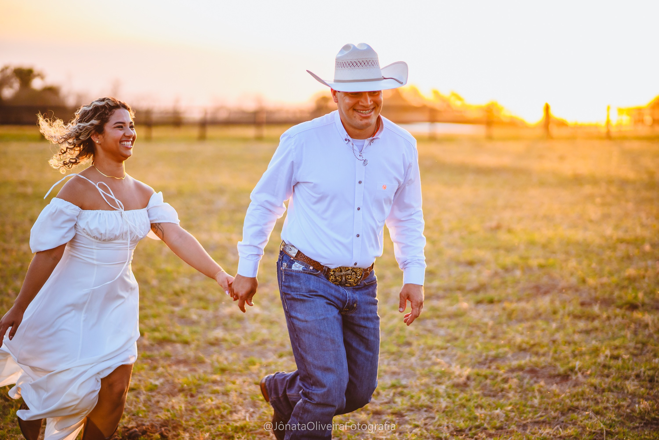 Pre Wedding Luérica e Vinicius. Fotografia de casamentos e ensaios em avaré Jônata Oliveira