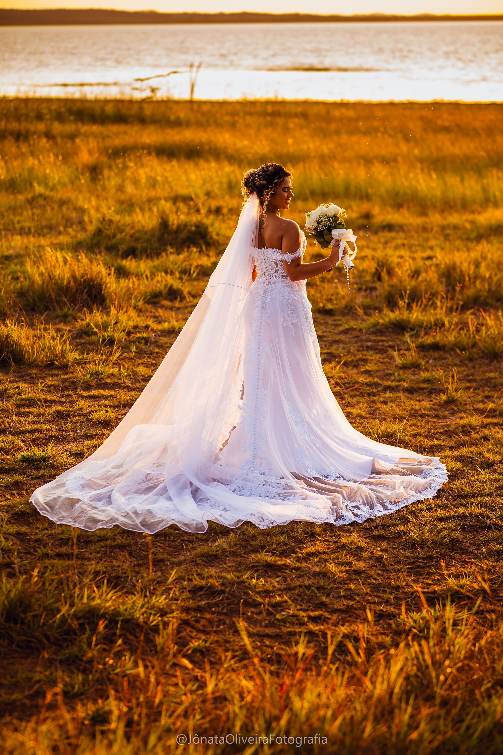 Vestido de noiva making of da noiva. Fotografia de casamentos e ensaios em avaré Jônata Oliveira