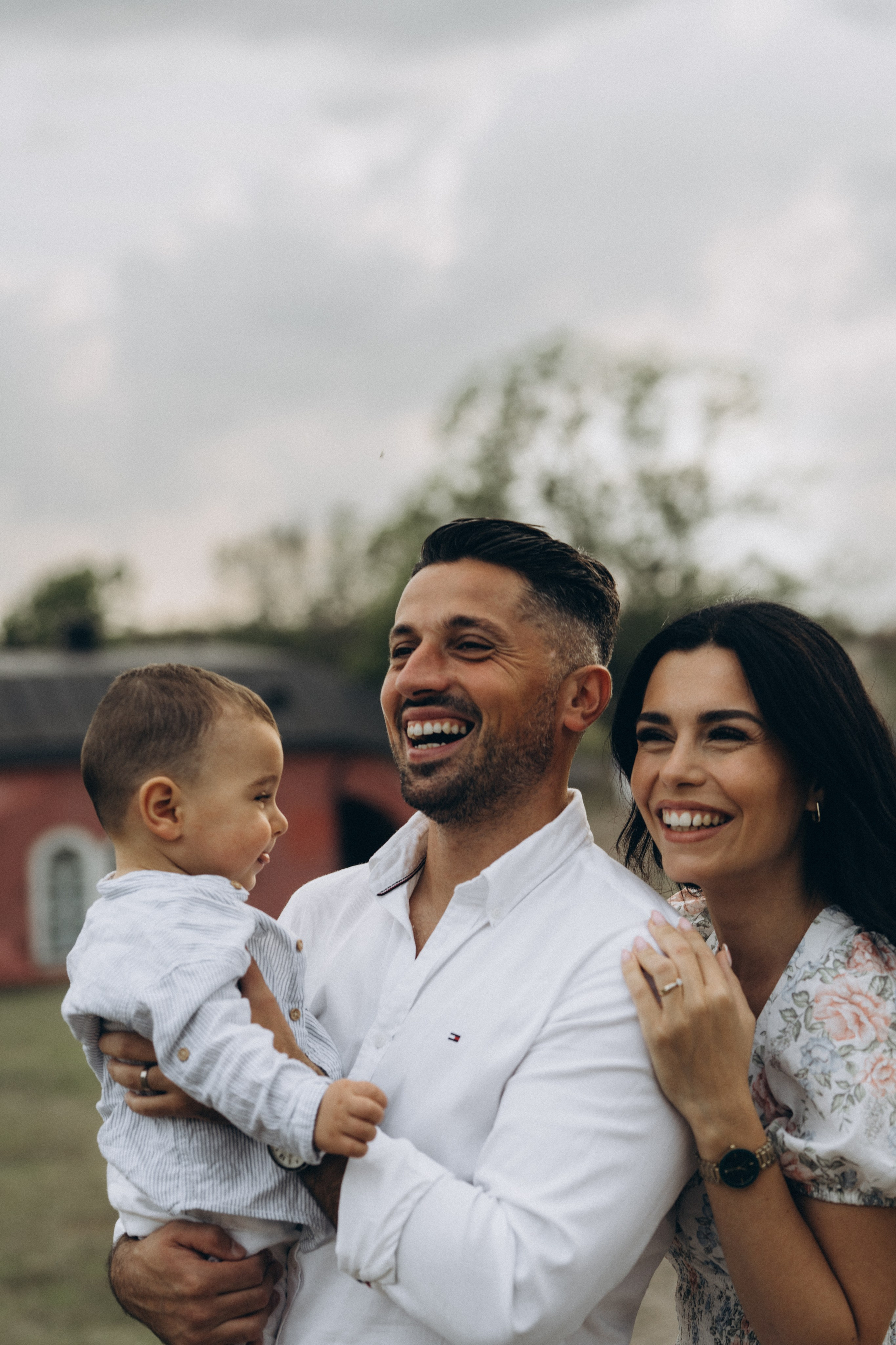 Summer. Wedding and potrait photographer in Helsinki Vickan O