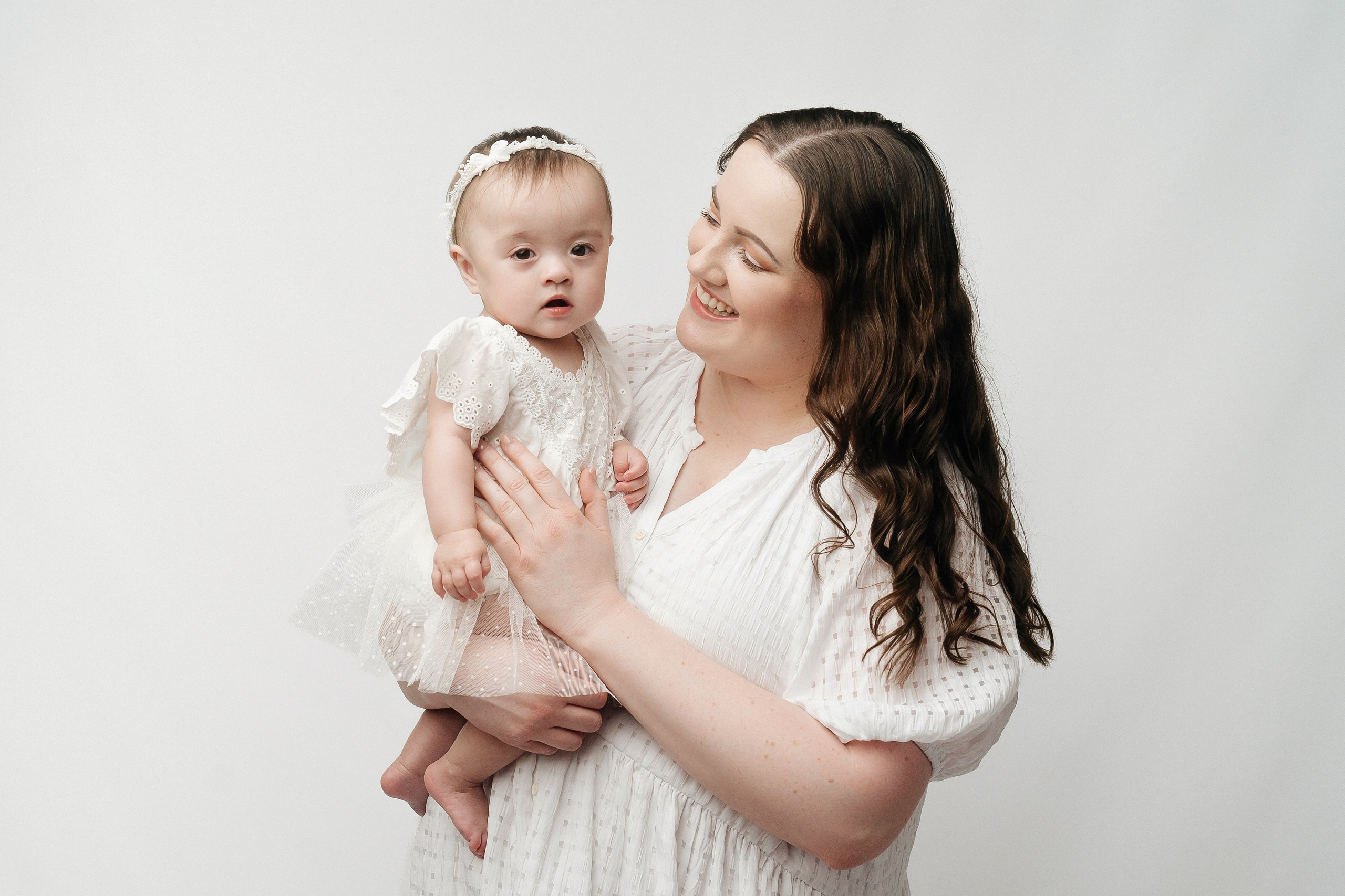 Mother’s Day SPECIAL OFFER. Newborn and family photographer. Hills District. Sydney