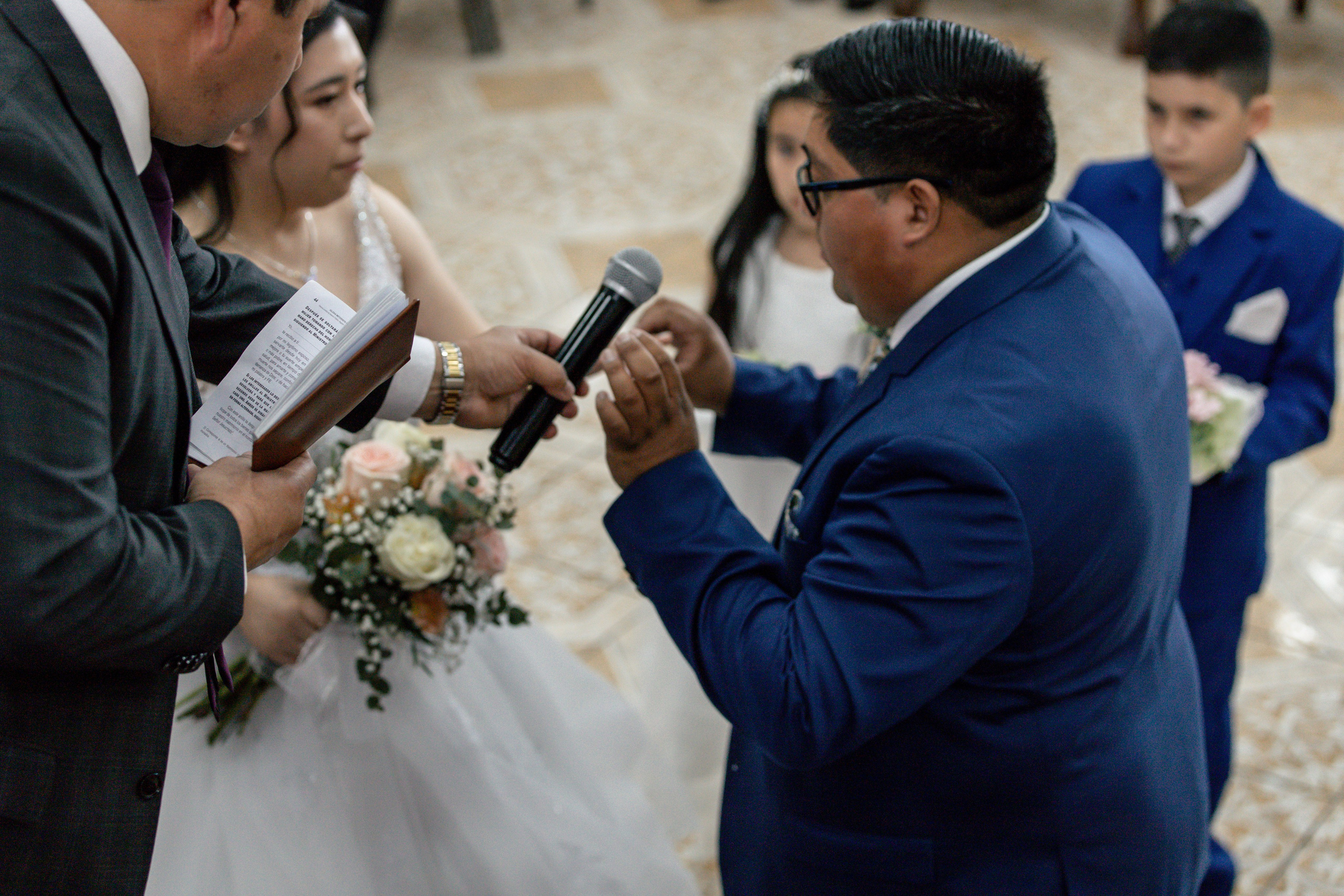 Johana y Edgar. Dinka & Emilio - El arte de preservar lo que no se repite