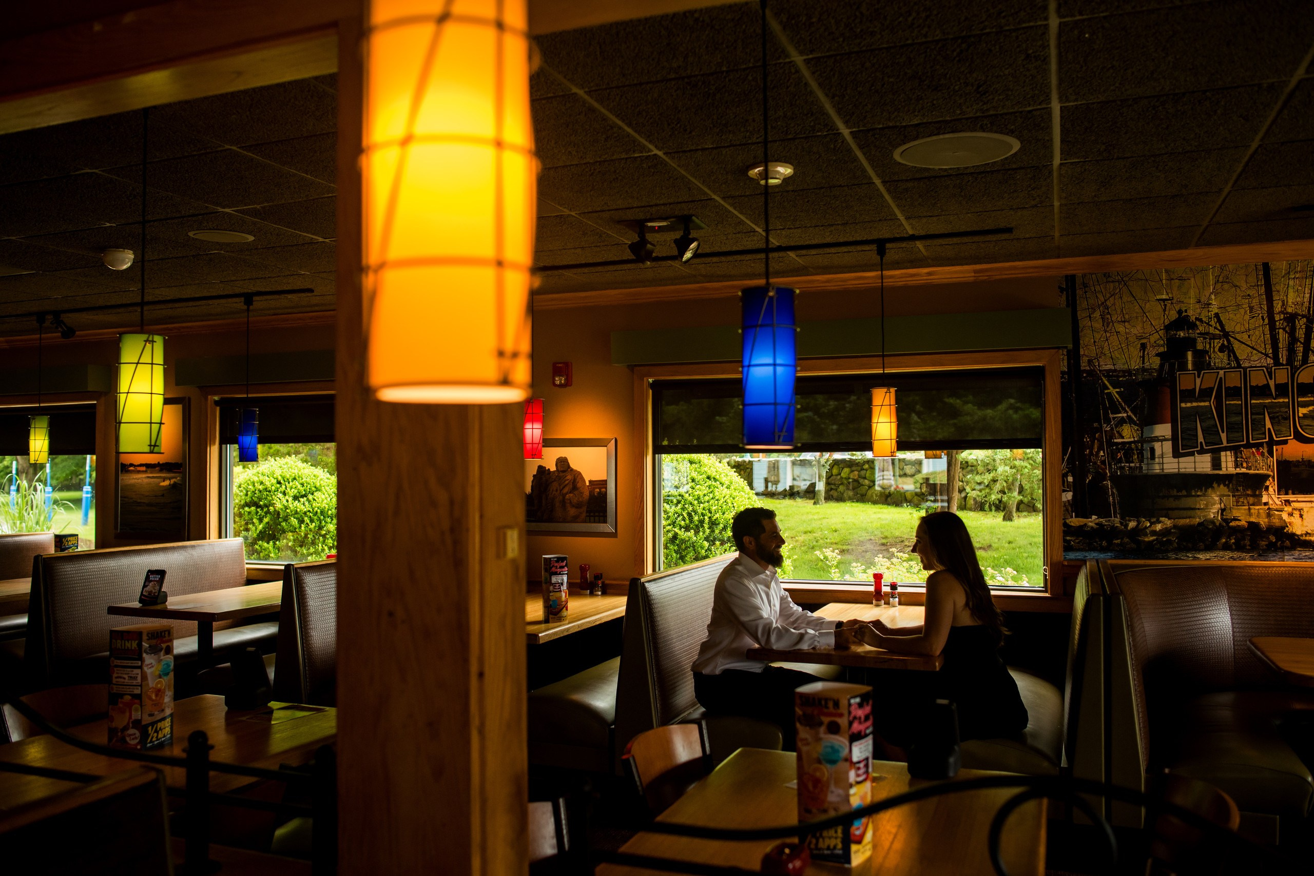 A Restaurant Romance: Photoshoot at the Place Where They First Fell in Love. Wedding photographer in Orlando, Boston & New York Anderson Marques