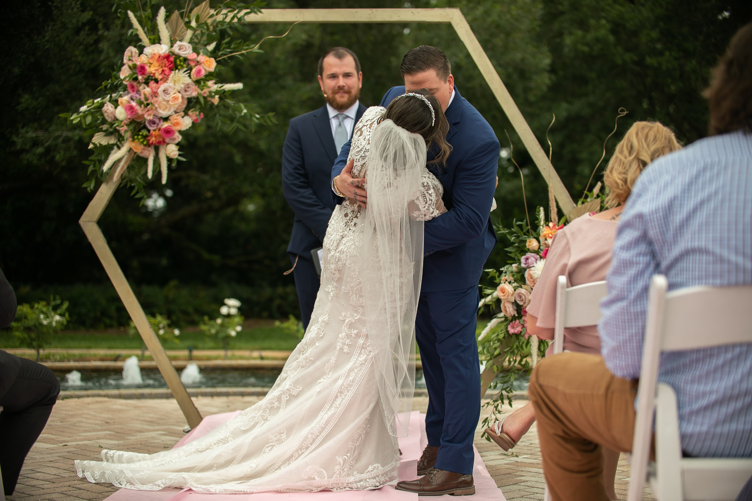 Wedding in The Lue Gardens intimate wedding photography. Lana Photography — Wedding & Family Photographer in Florida & Beyond