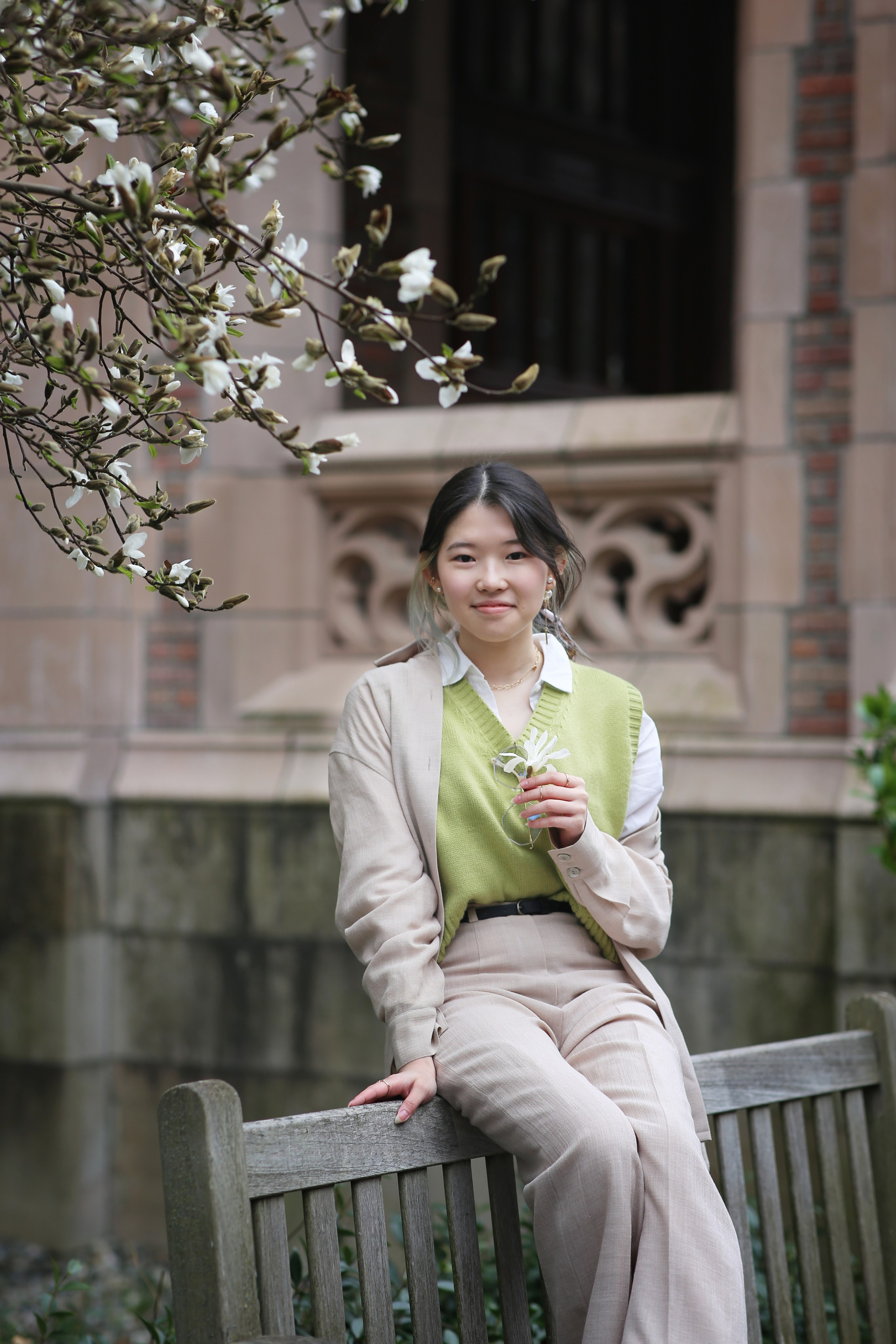 City Strolls Photoshoot. YuAnna studio. Family & Kids Photographer in Seattle area, located in