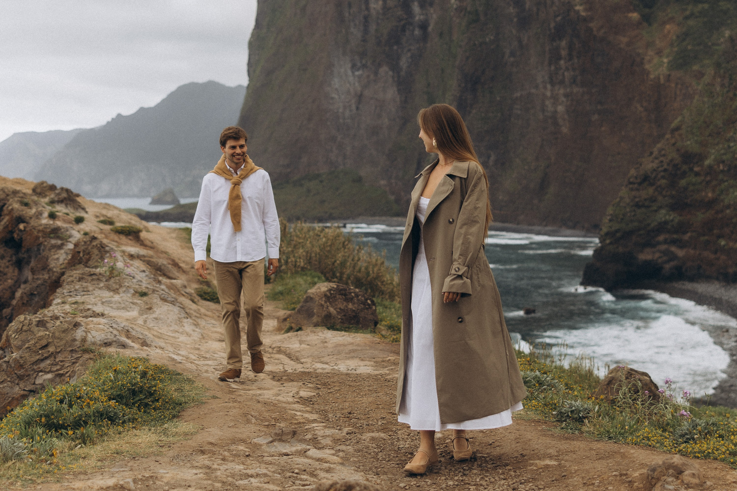 Cinematic proposal on the edge of Madeira cliffs with ocean views.