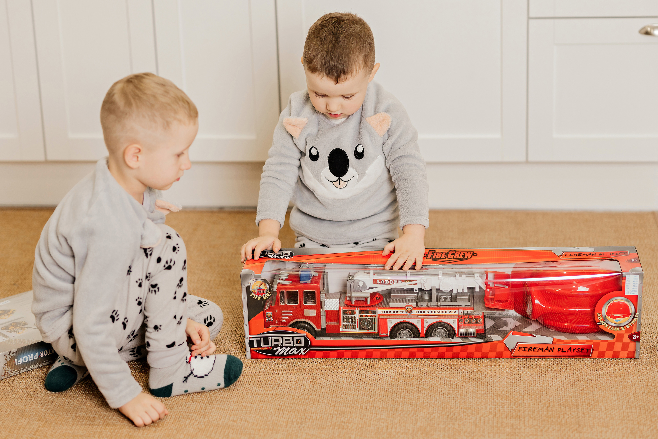 Dāvanu laiks. FOTOGRĀFS| LATVIJA |DAUGAVPILS|