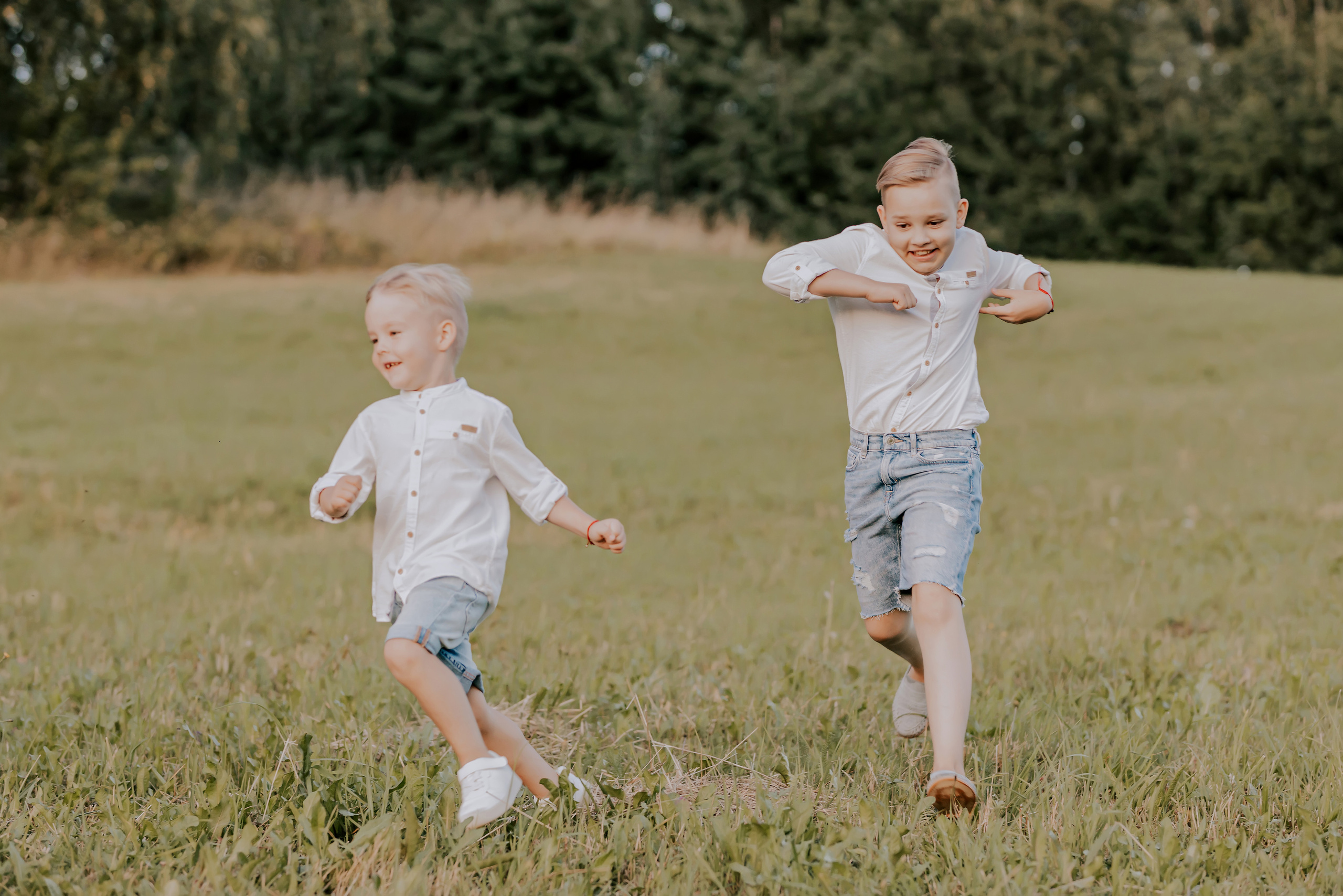 Uļjana, Matvejs un Kirils. FOTOGRĀFS| LATVIJA |DAUGAVPILS|