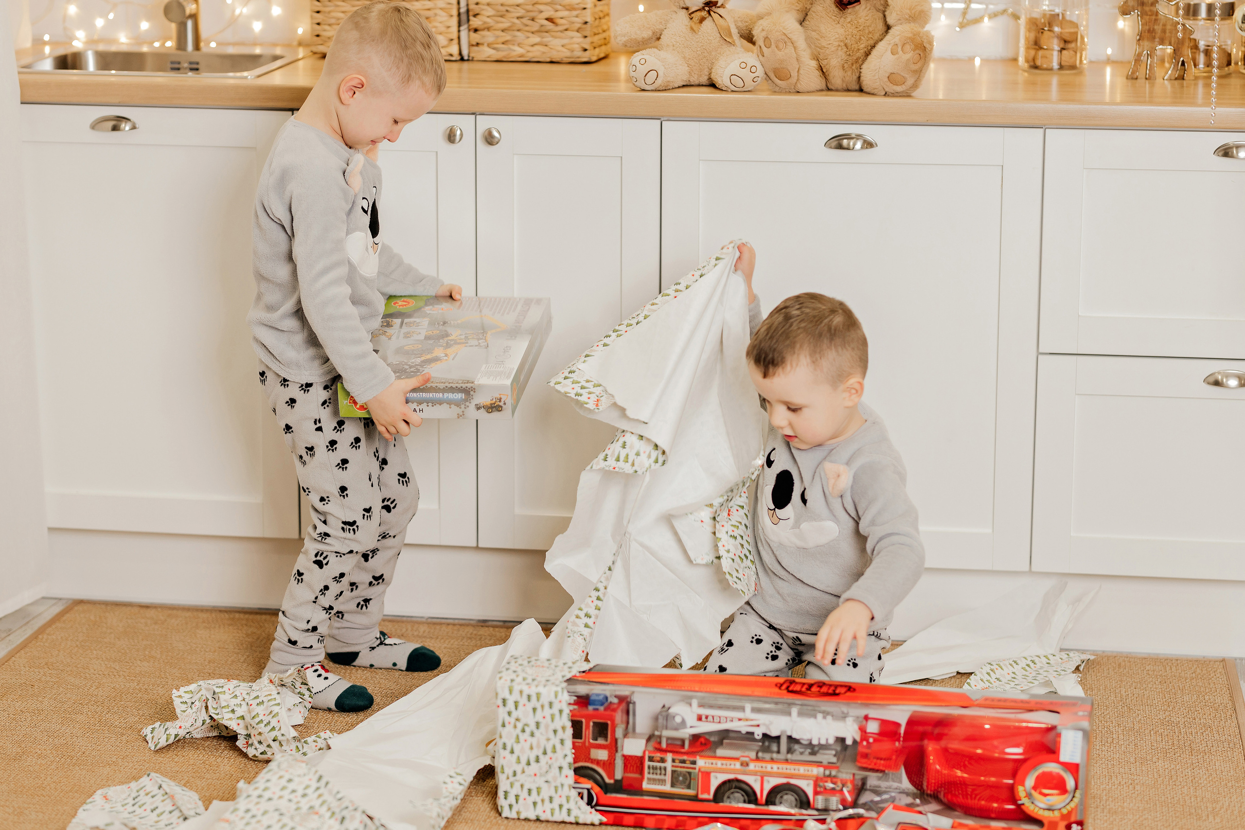 Dāvanu laiks. FOTOGRĀFS| LATVIJA |DAUGAVPILS|