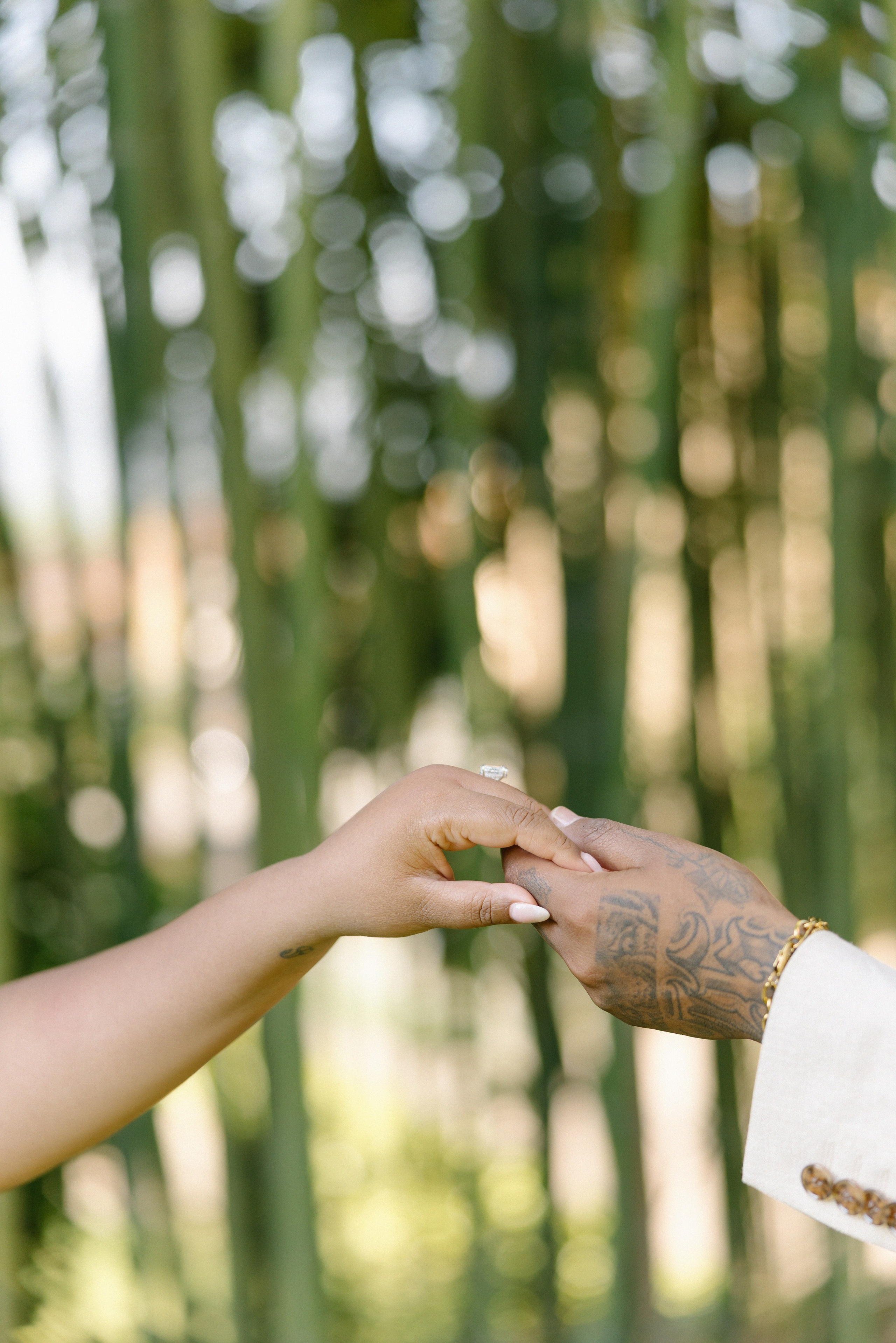 Pre-wedding in Tuscany. Wedding photographer Italy