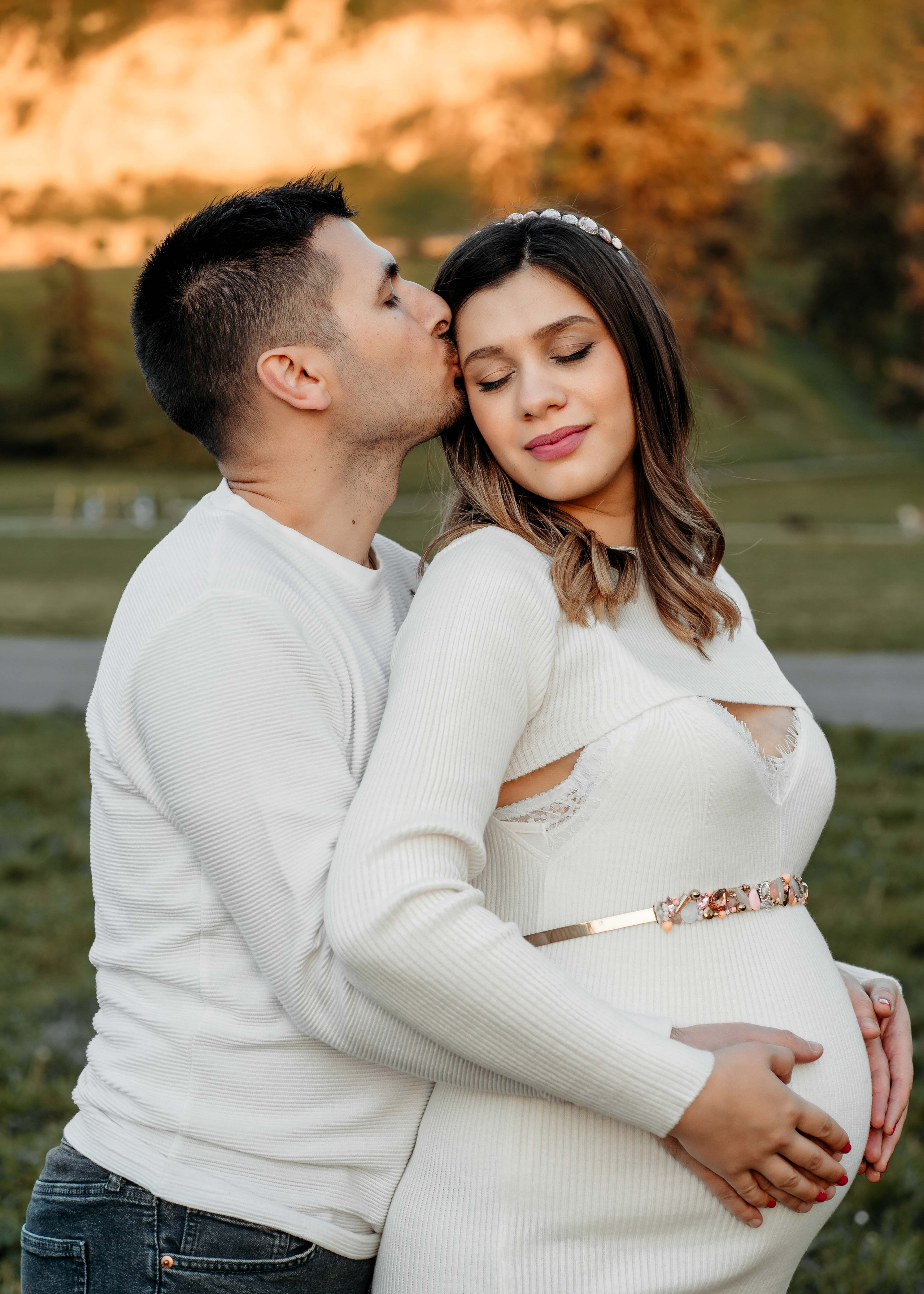 FOTOGRAFISANJE TRUDNICA. DEČIJI FOTOGRAF BEOGRAD|NOVOGODISNJE FOTOGRAFISANJE|CAKE SMASH