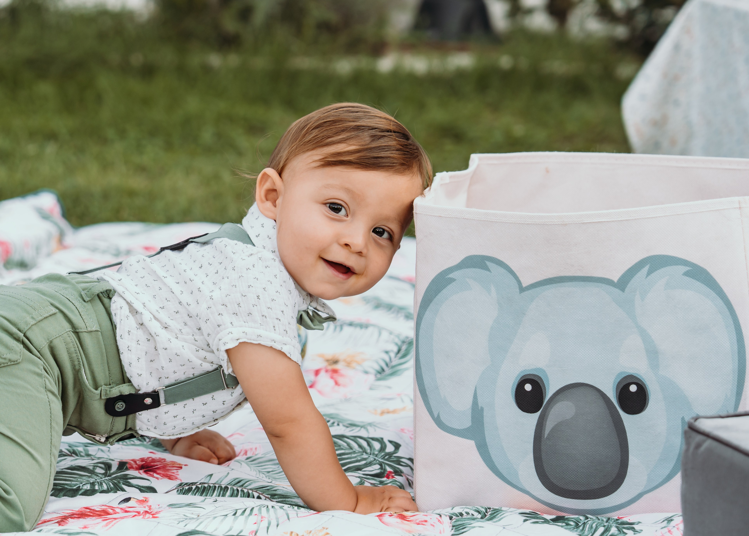 FOTOGRAFISANJE ROĐENDANA. DEČIJI FOTOGRAF BEOGRAD|NOVOGODISNJE FOTOGRAFISANJE|CAKE SMASH