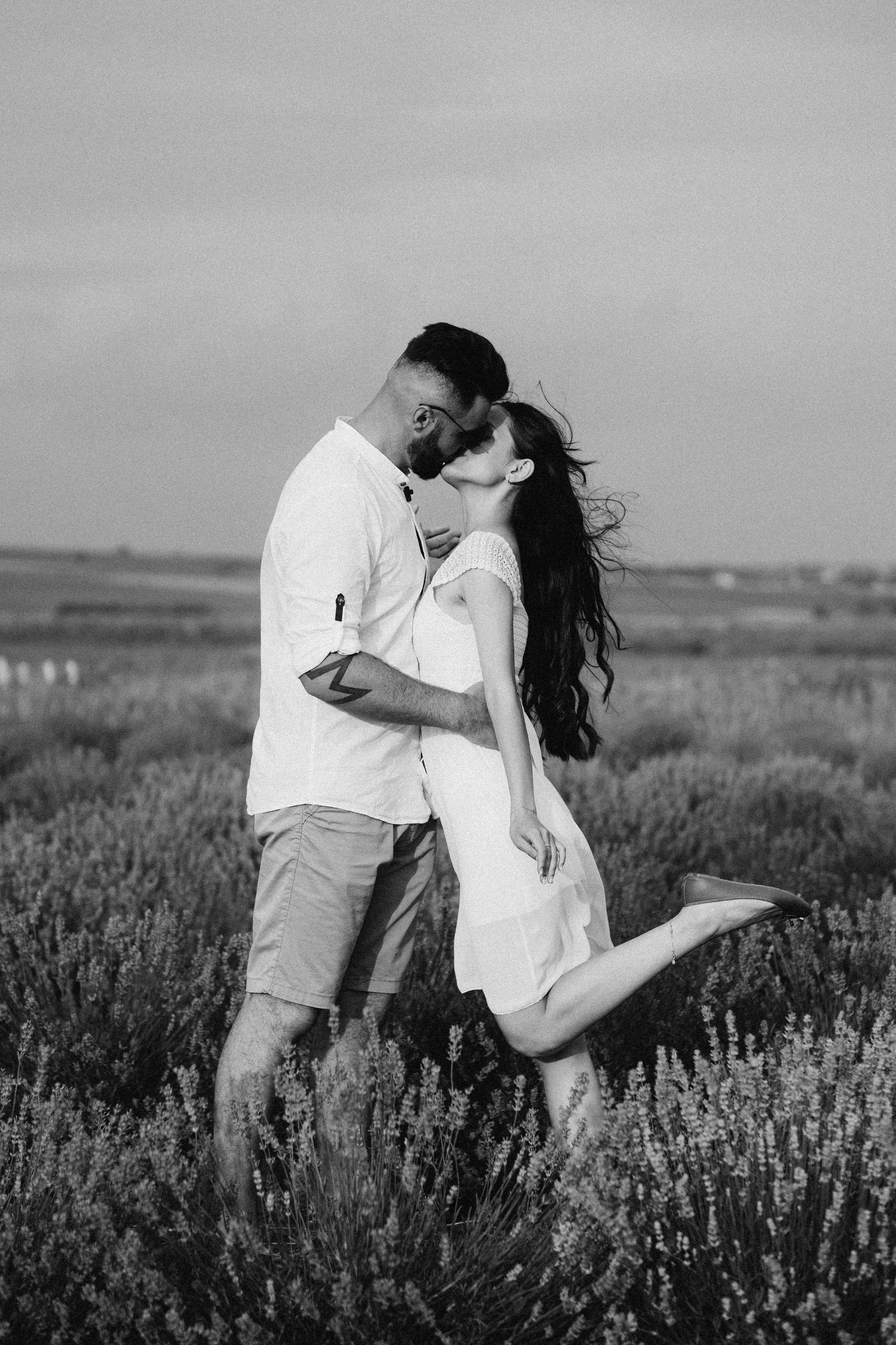 Hand in Hand. Fotograf Katowice – sesje indywidualne, rodzinne, ślubne