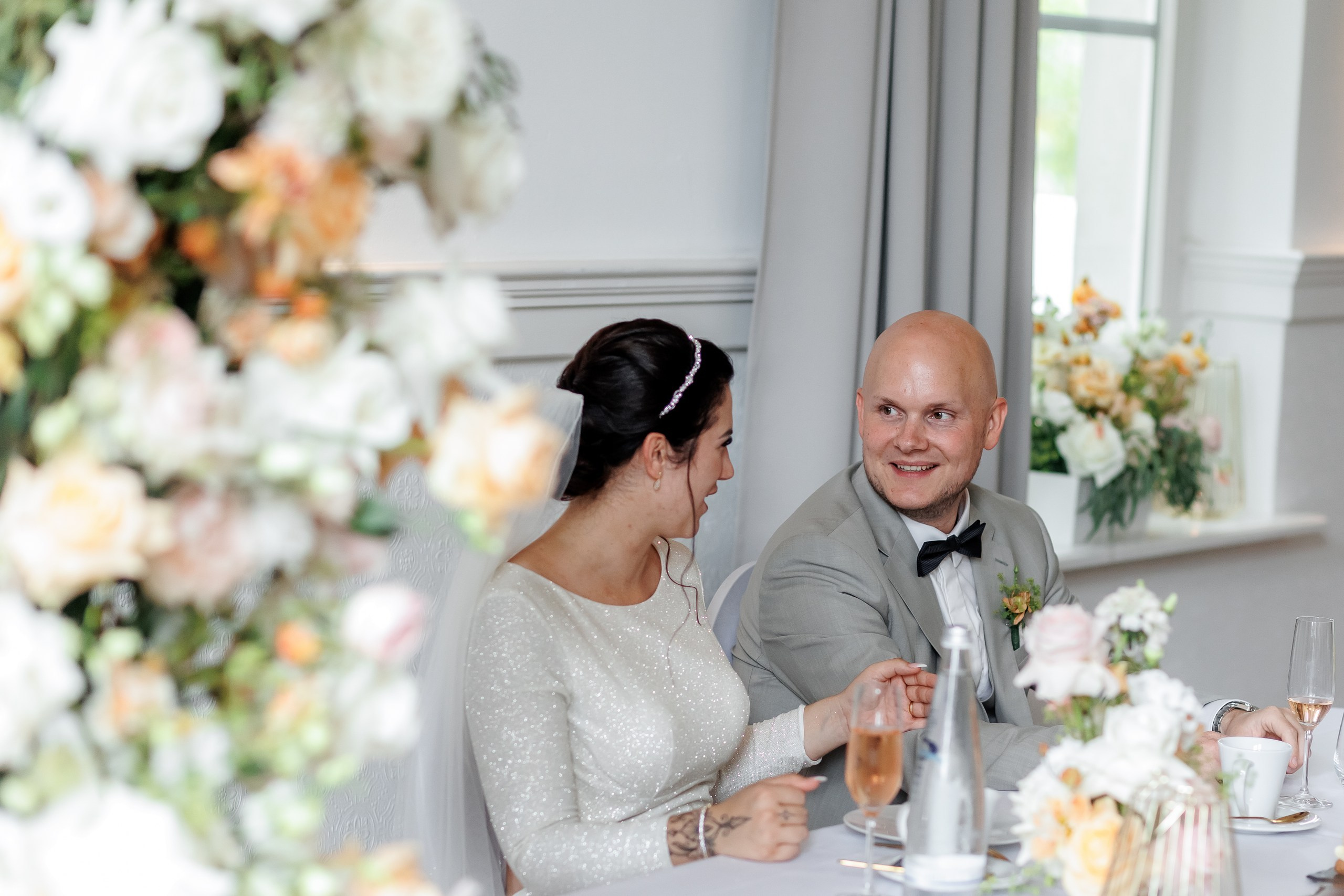 Yasmin und Mathias: Eine Traumhochzeit in der Villa Schützenhof. Hochzeitsfotografie in Berlin Nataliia Schütze