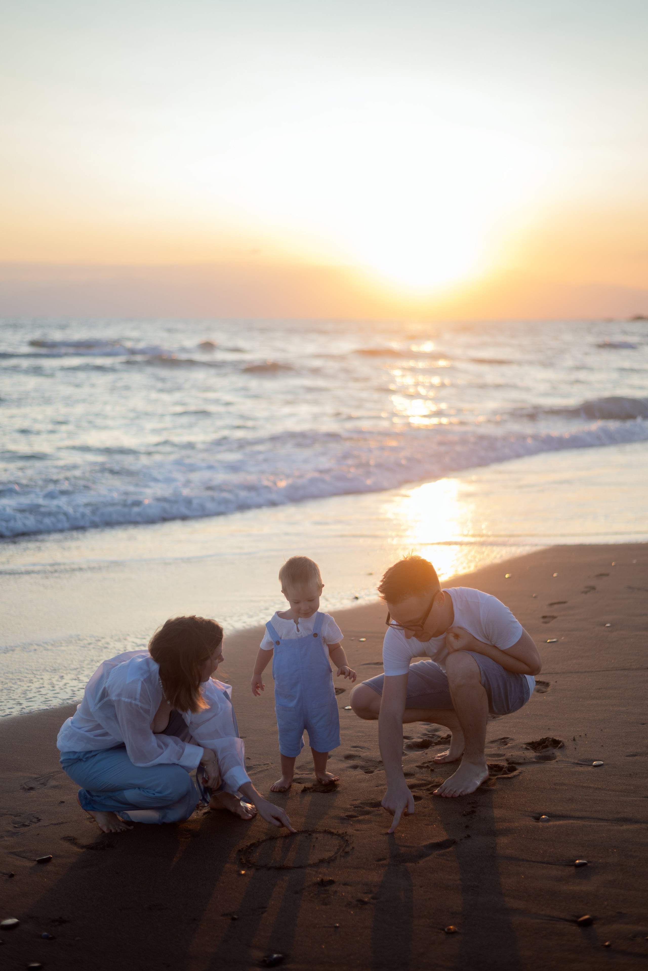 Семейная фотосессия на пляже в Белеке