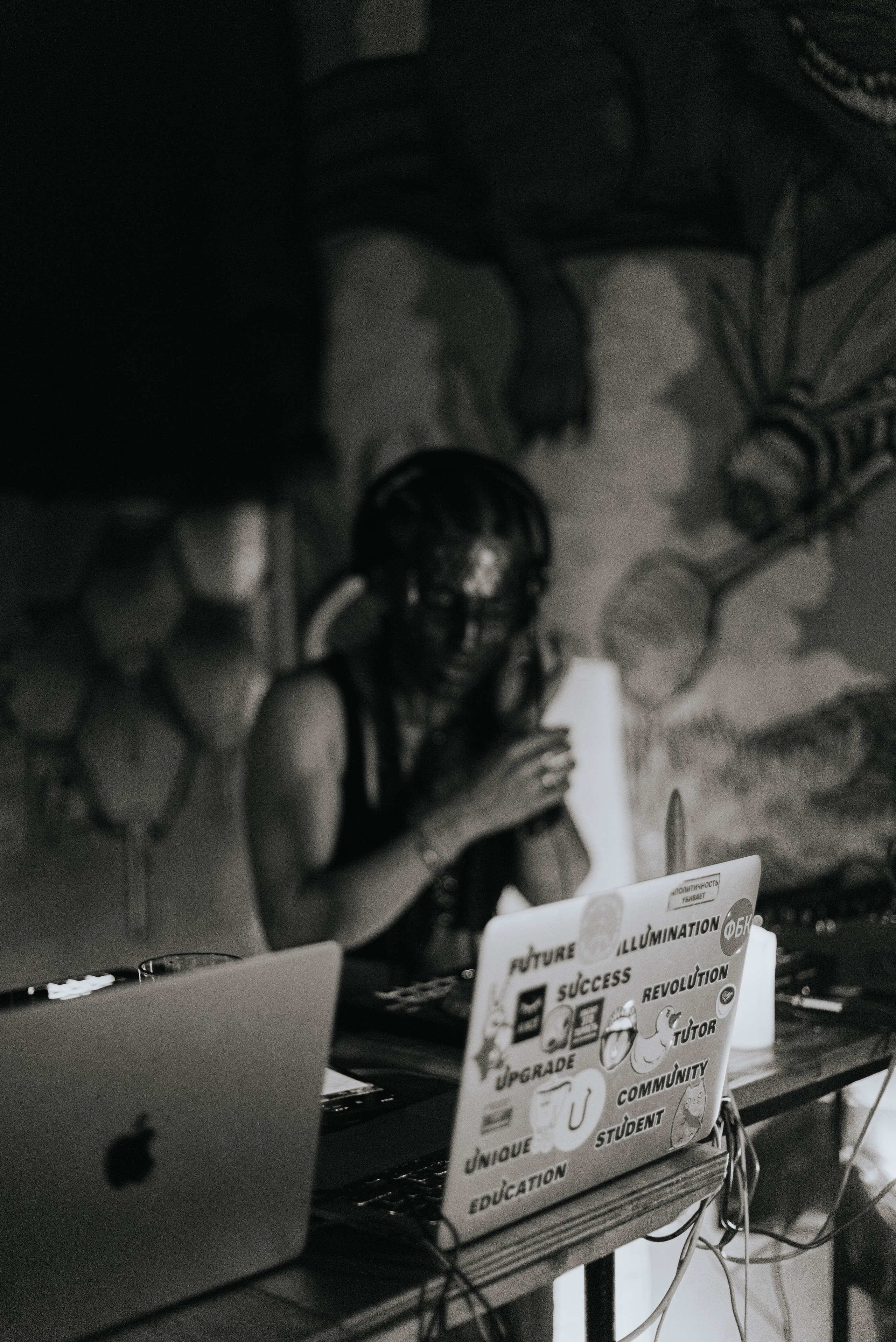 Ladno.cooperativa. Photographer @elmirkami in the city of Buenos Aires