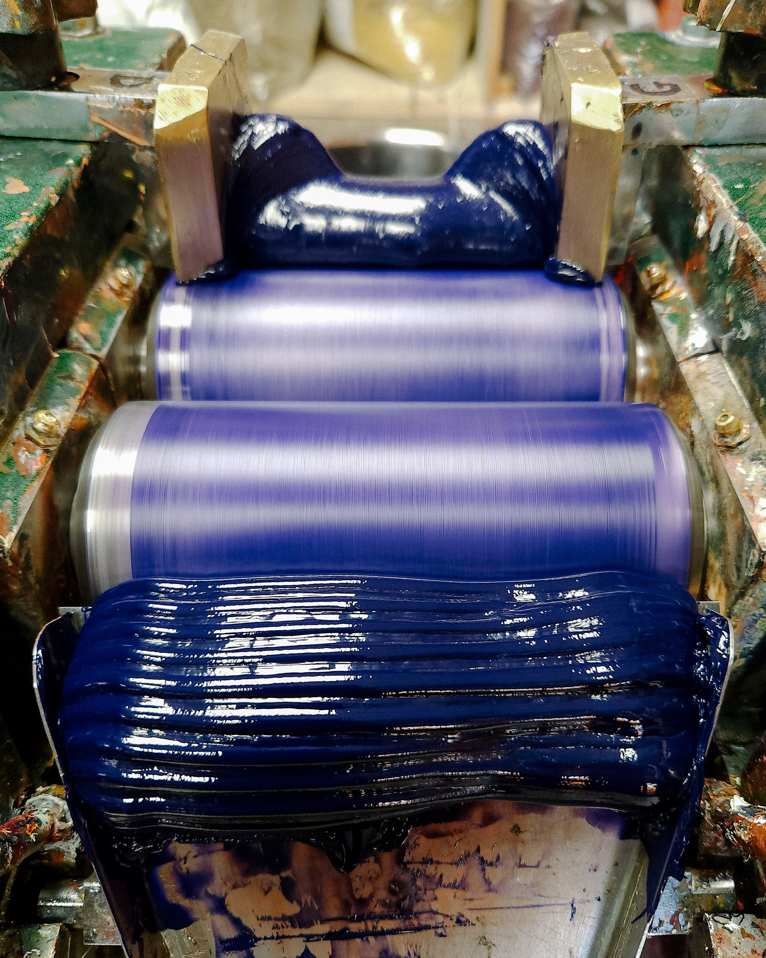 Collaboration with SCHAAL Handmade Artists Colors. ELEN BEZHEN