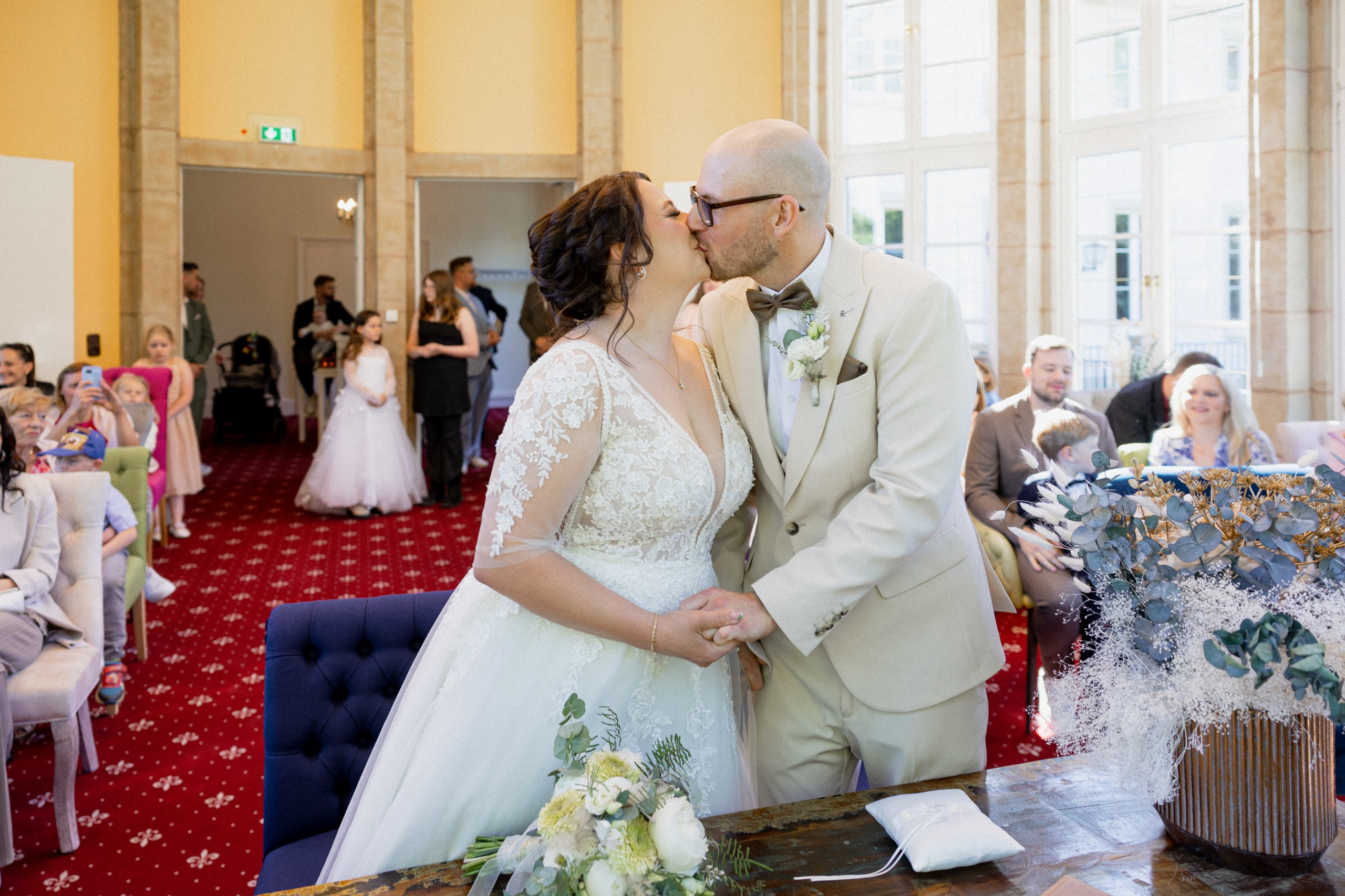 Standesamt Herford & Hücker Moor Teich – Natürliche Hochzeitsfotos & Emotionale & Reportagen. Hochzeitsfotografin in Gütersloh | Authentische Hochzeitsreportagen | TK Photographie