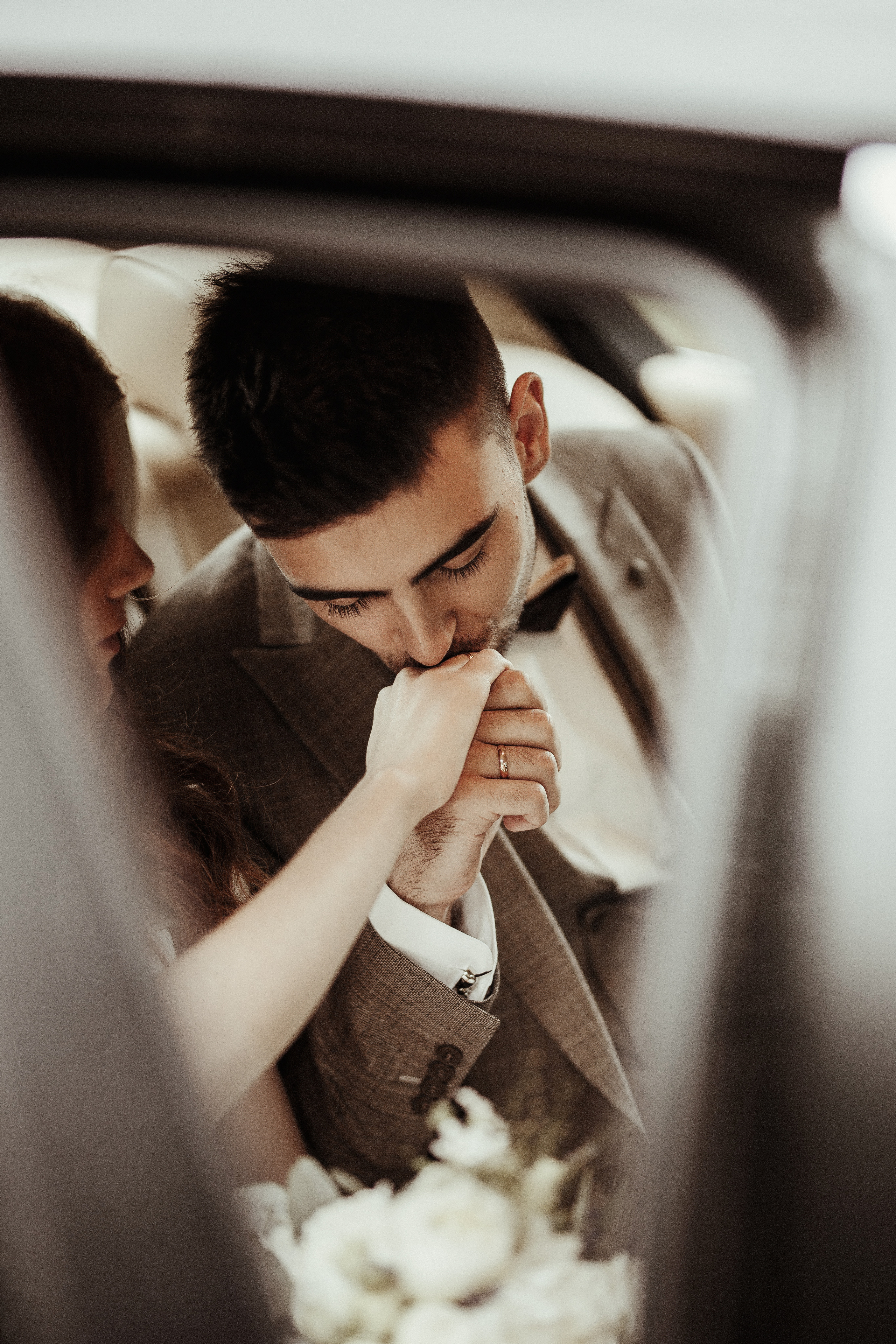 Liana / Edgar. Wedding and family photographer in Lithuania — Yvanessa Gelvano