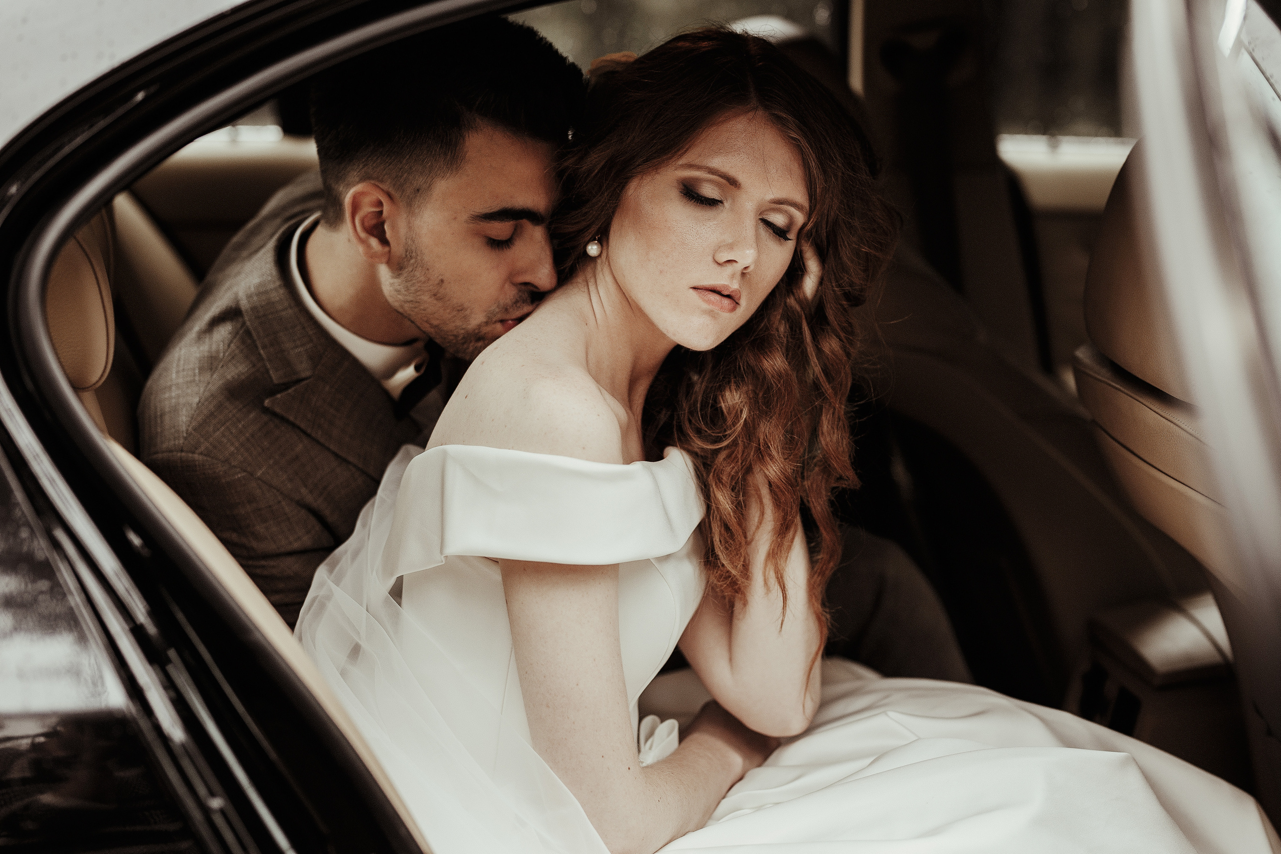 Liana / Edgar. Wedding and family photographer in Lithuania — Yvanessa Gelvano