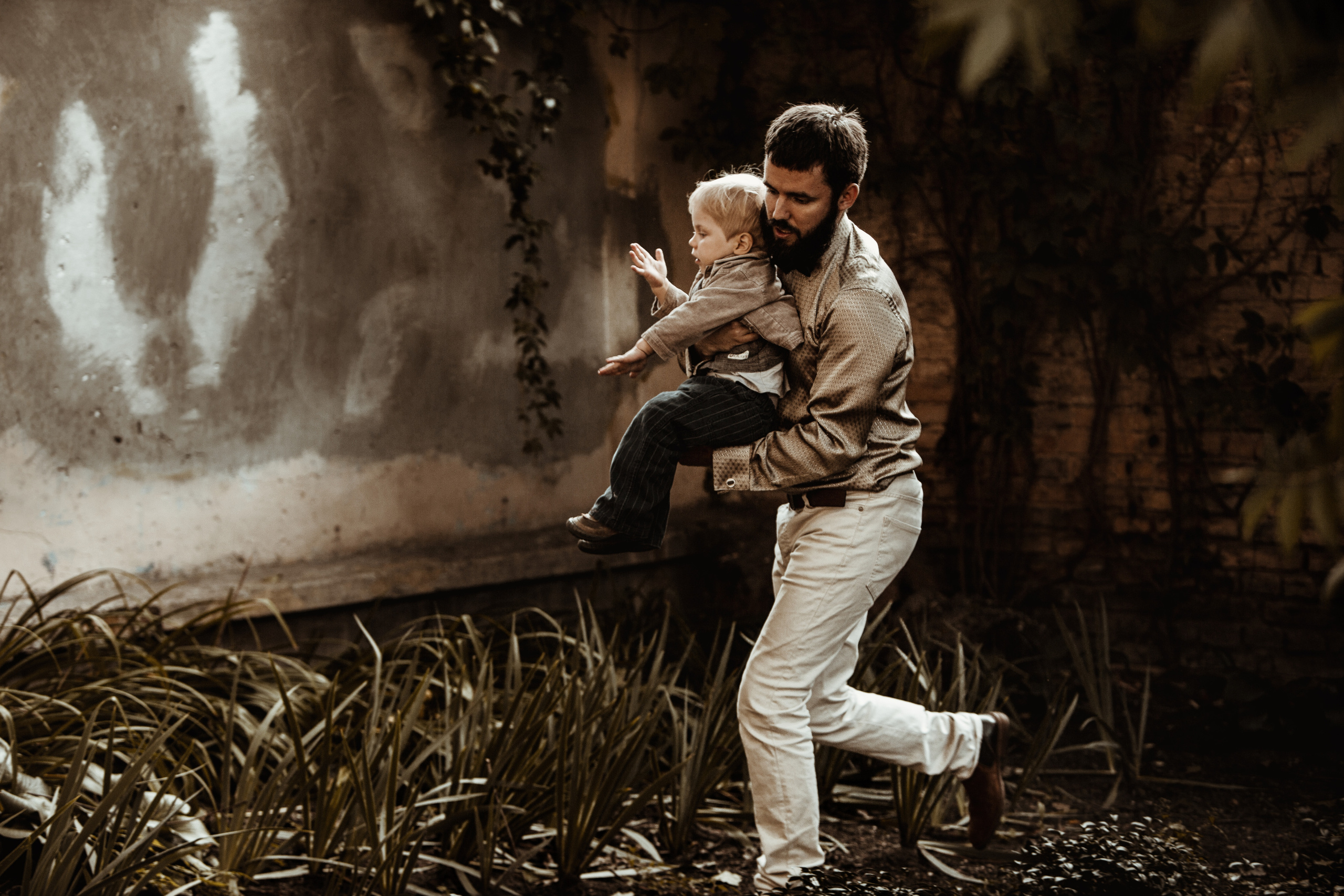 Angela / Tom. Wedding and family photographer in Lithuania — Yvanessa Gelvano