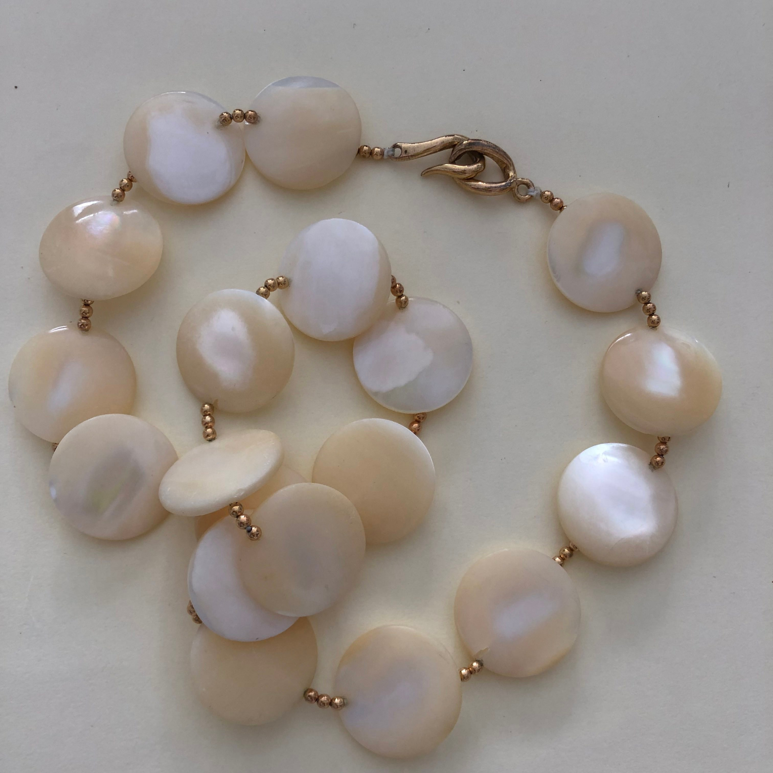 Pearlnecklacebutton. Современнные и актикварные украшения в Барселоне, Москве и Санкт-Петербурге