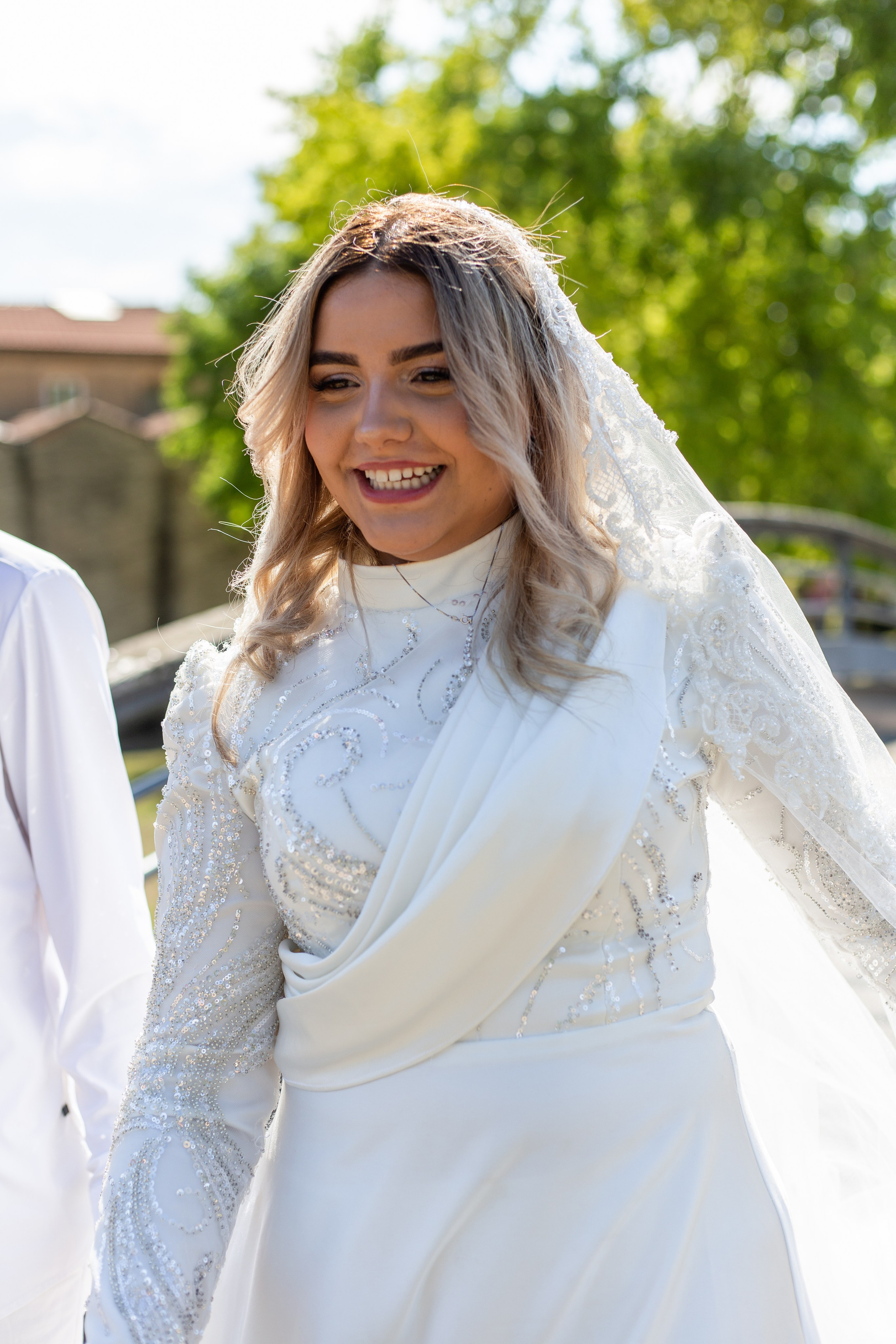 Yassine et Sahra. Studio photo « Partage ton bonheur » – Photographe famille près de Châtellerault, Poitiers et Tours