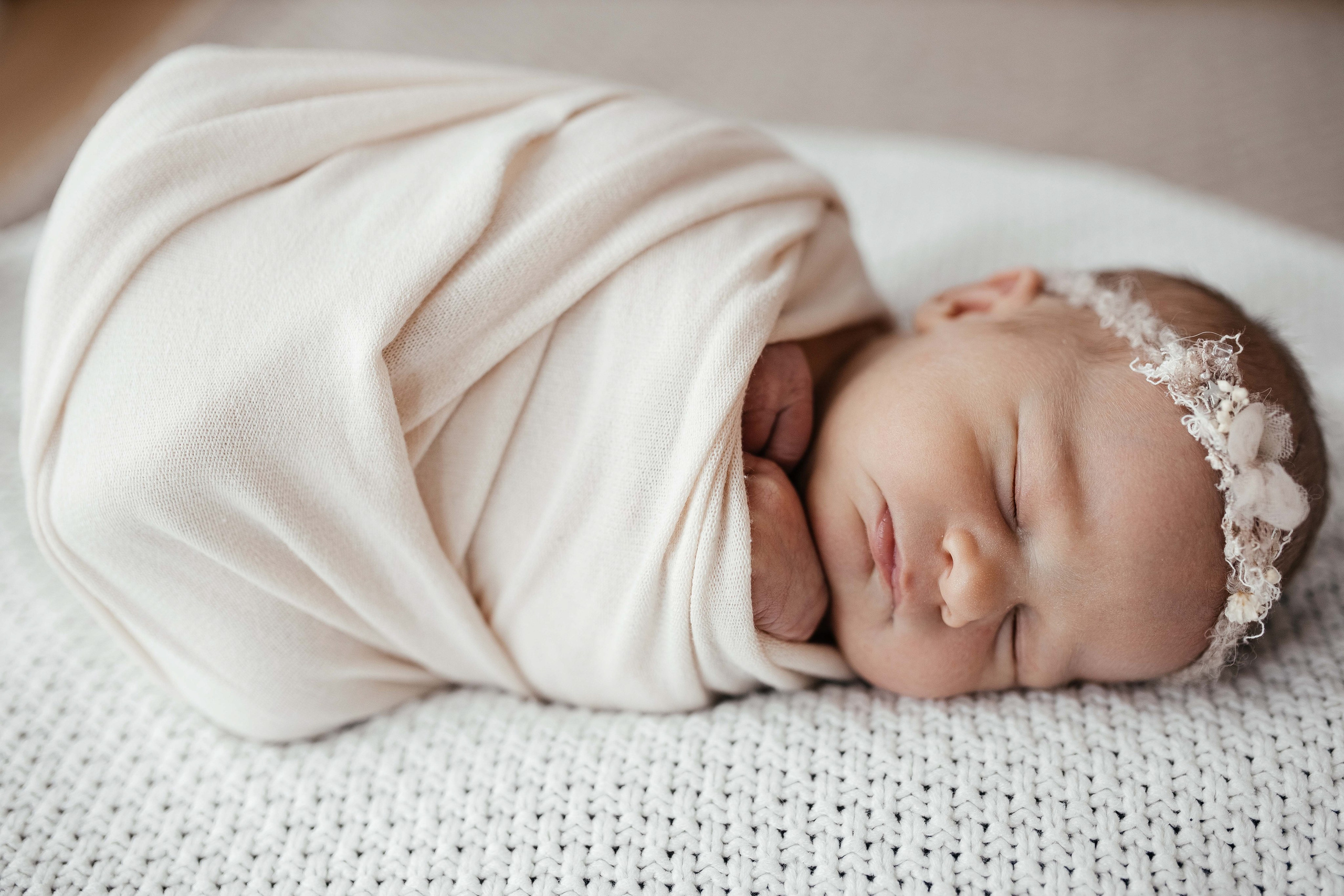 Newborn (Homestory). Wedding Photographer