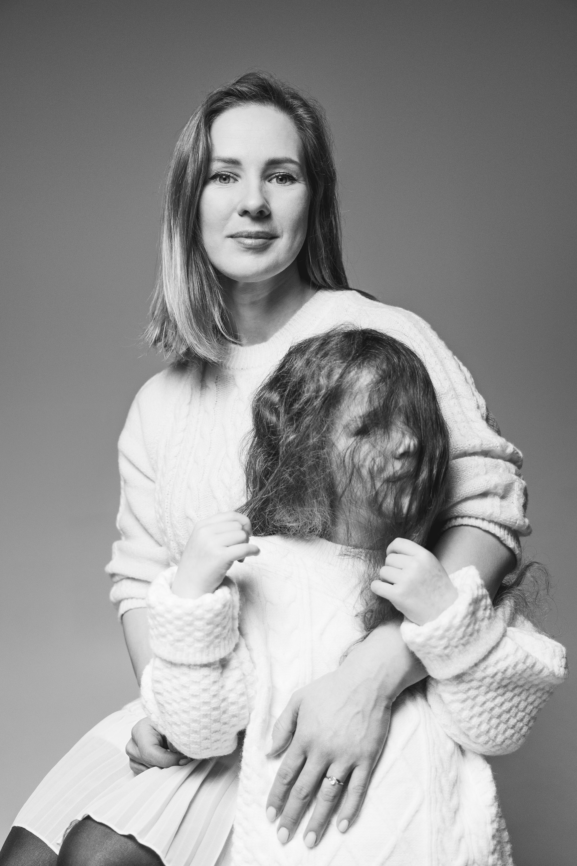 Elena and her daughter. Alexander Malinovski — Wedding, Family & Portrait Photographer in London & Kent